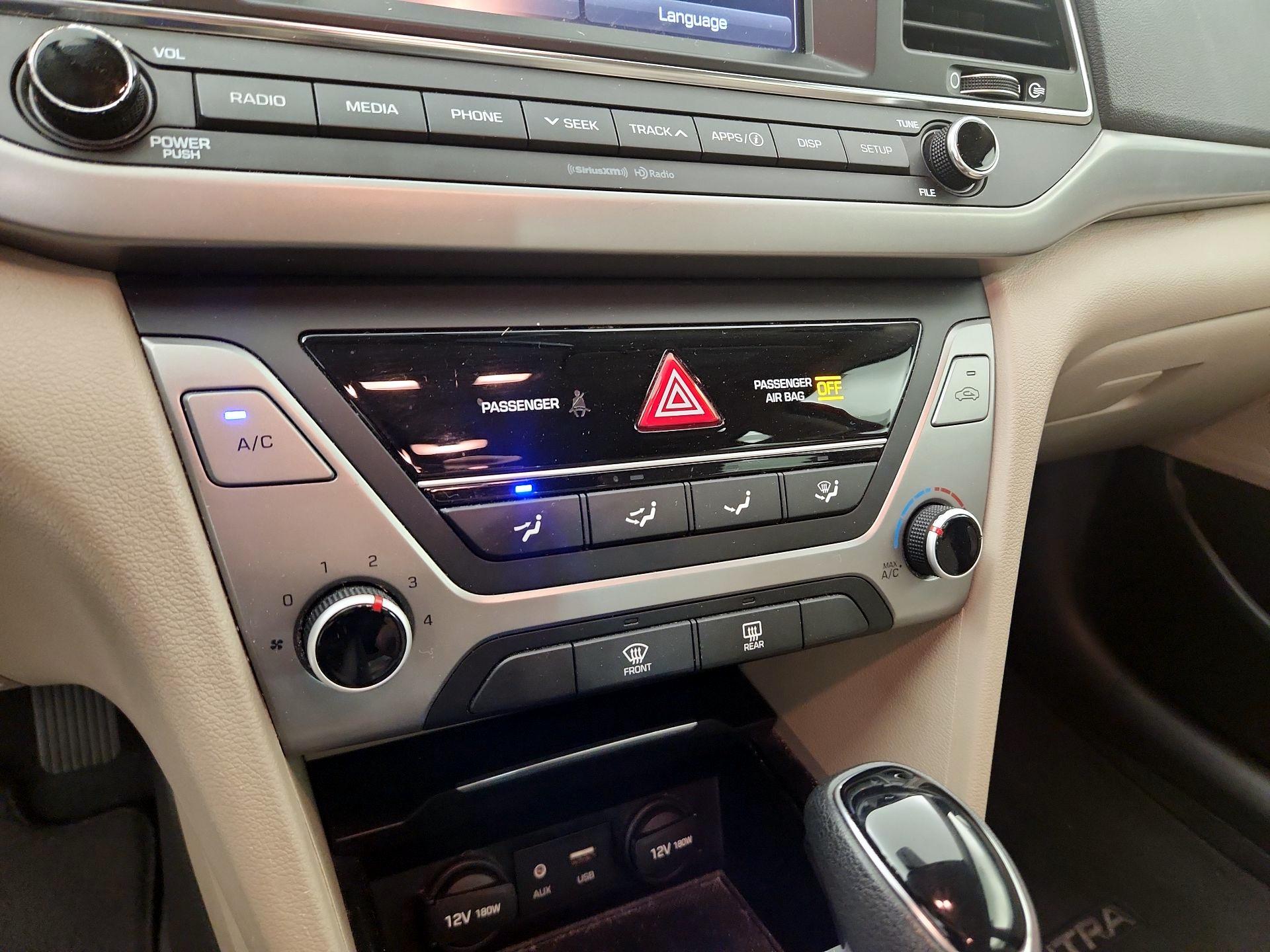 Thumbnail: 2017 Hyundai Elantra - 14