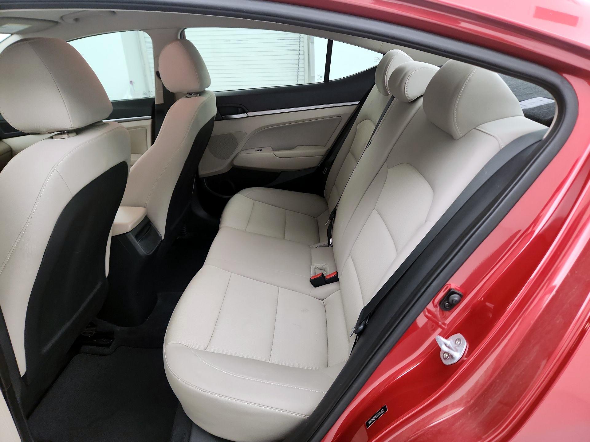 Thumbnail: 2017 Hyundai Elantra - 17