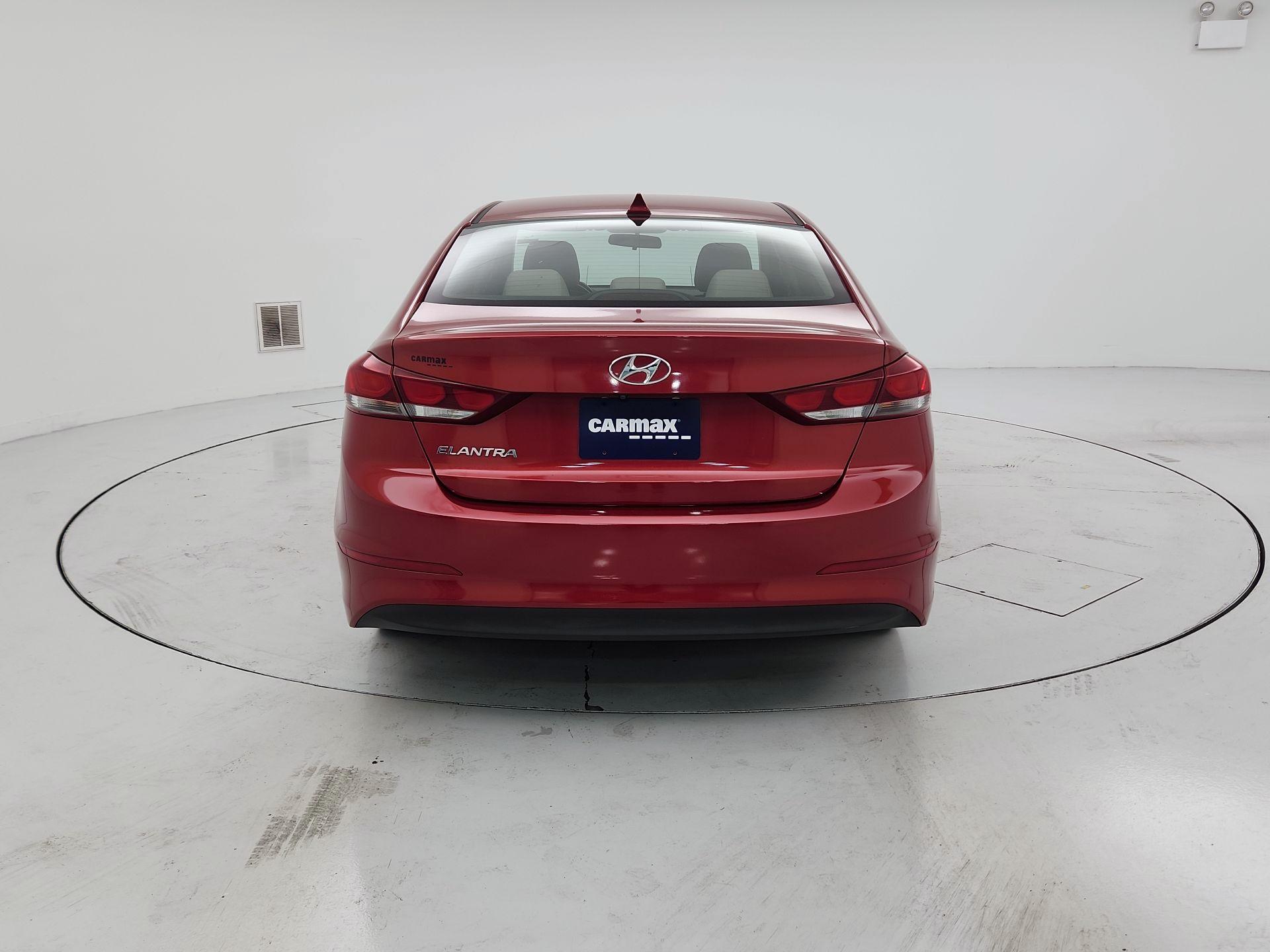 Thumbnail: 2017 Hyundai Elantra - 6