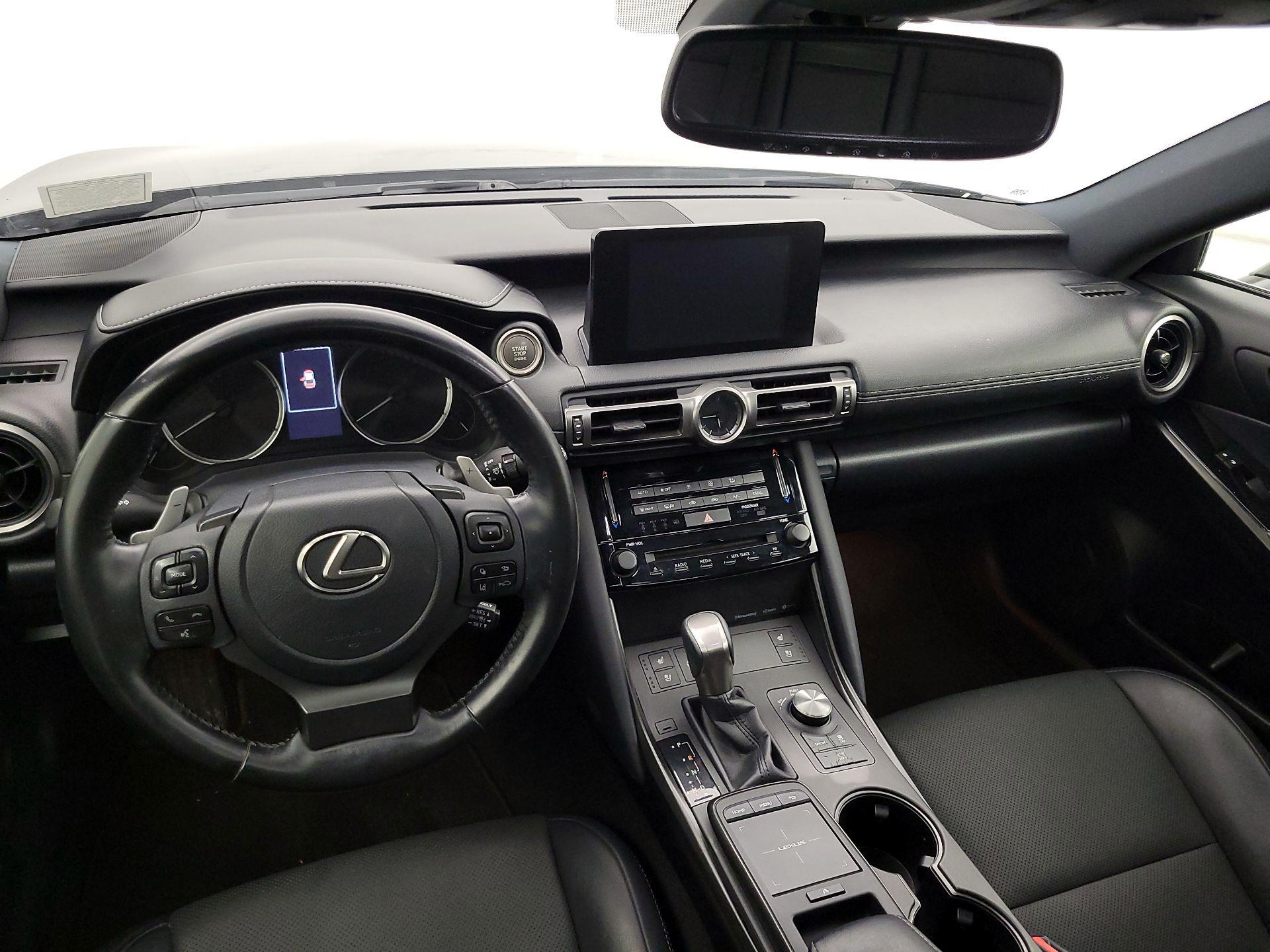 Thumbnail: 2021 Lexus IS - 9