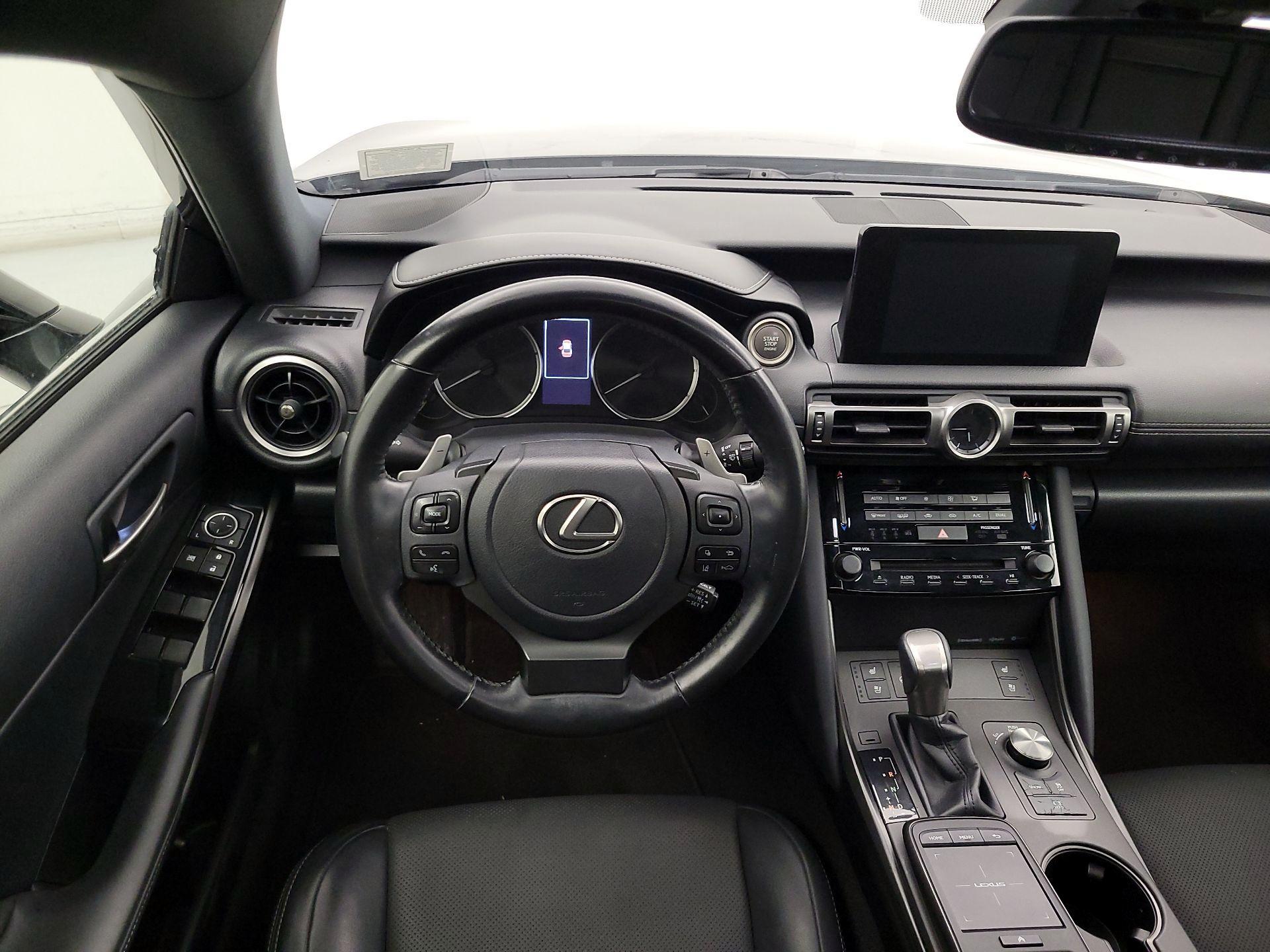Thumbnail: 2021 Lexus IS - 10