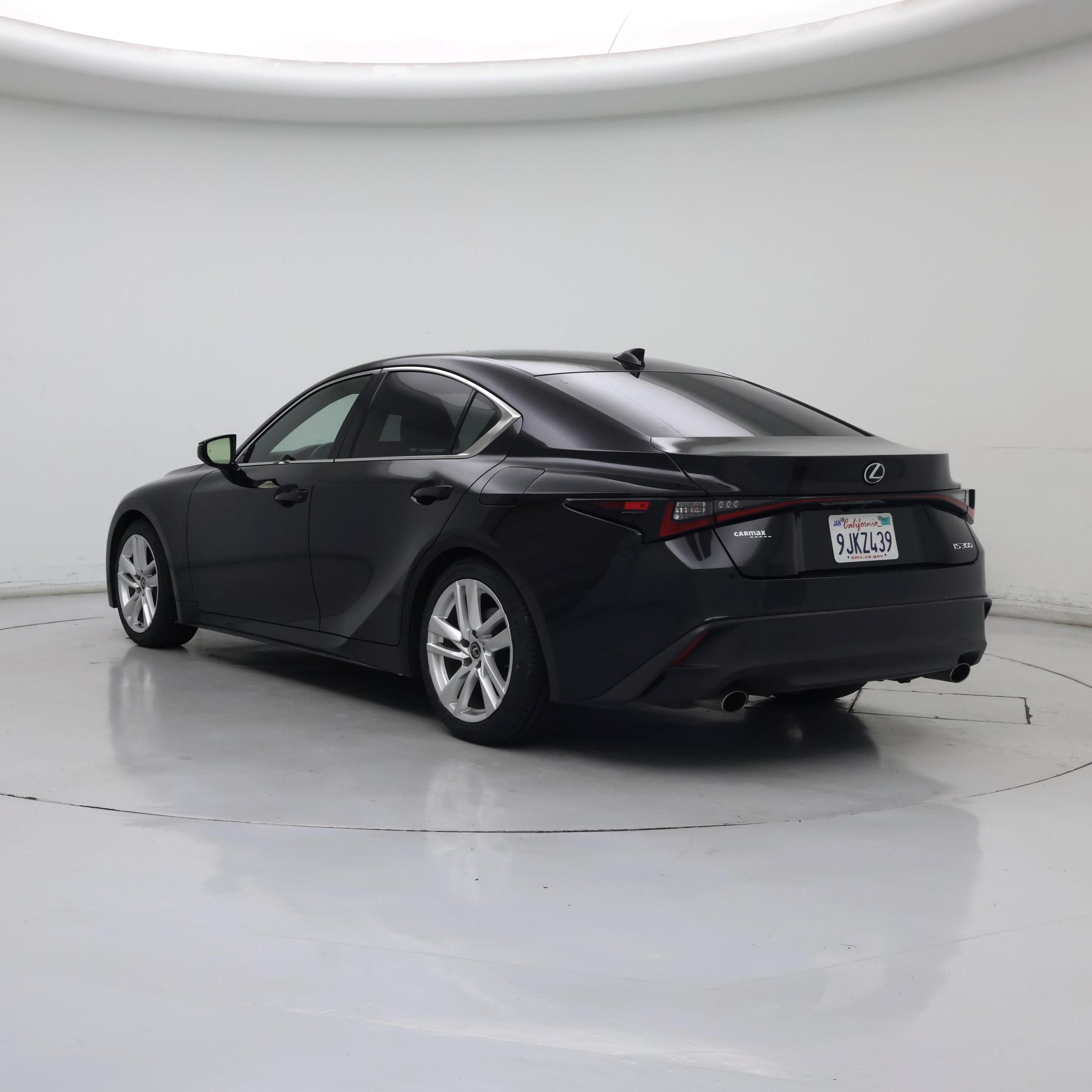 Thumbnail: 2021 Lexus IS - 2