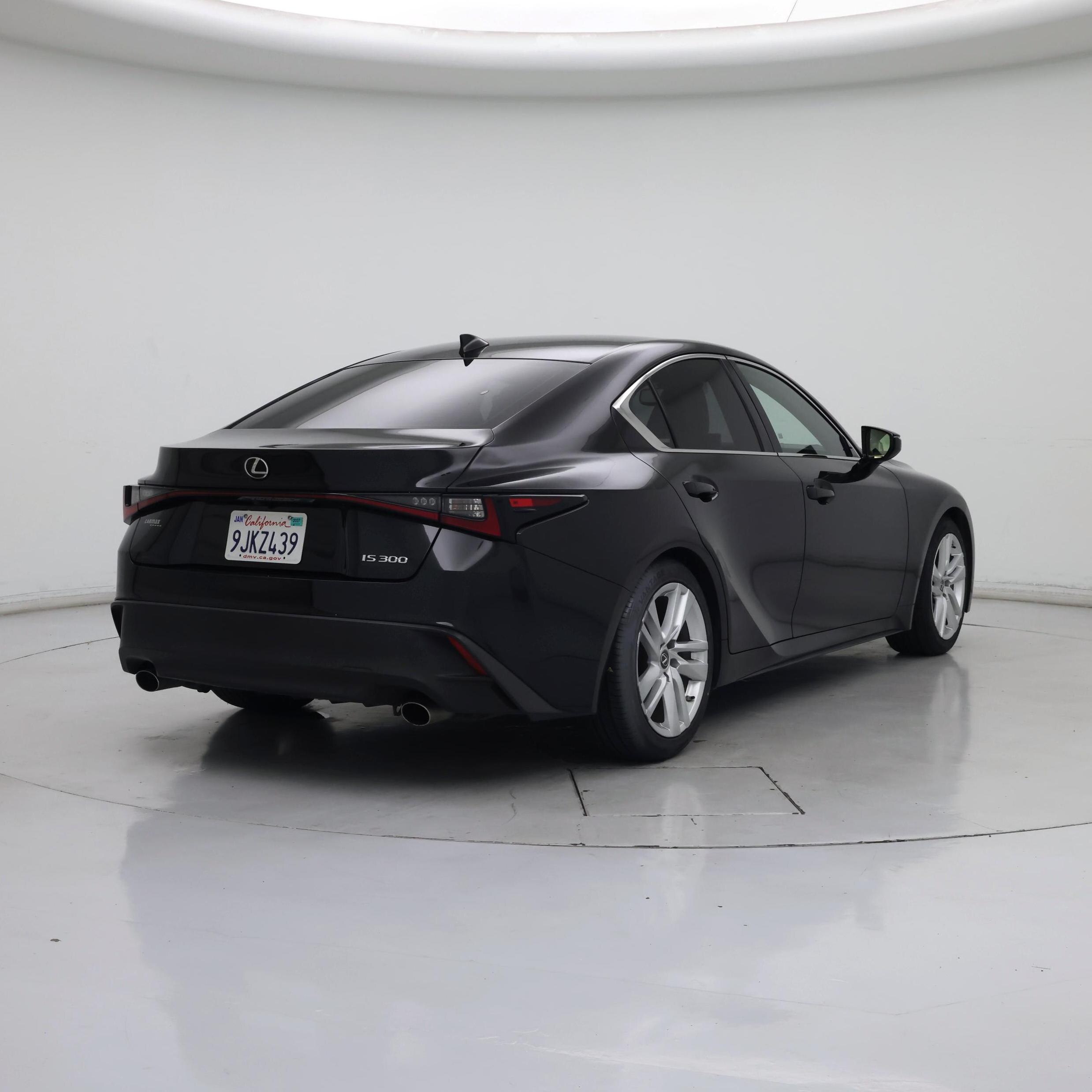 Thumbnail: 2021 Lexus IS - 8
