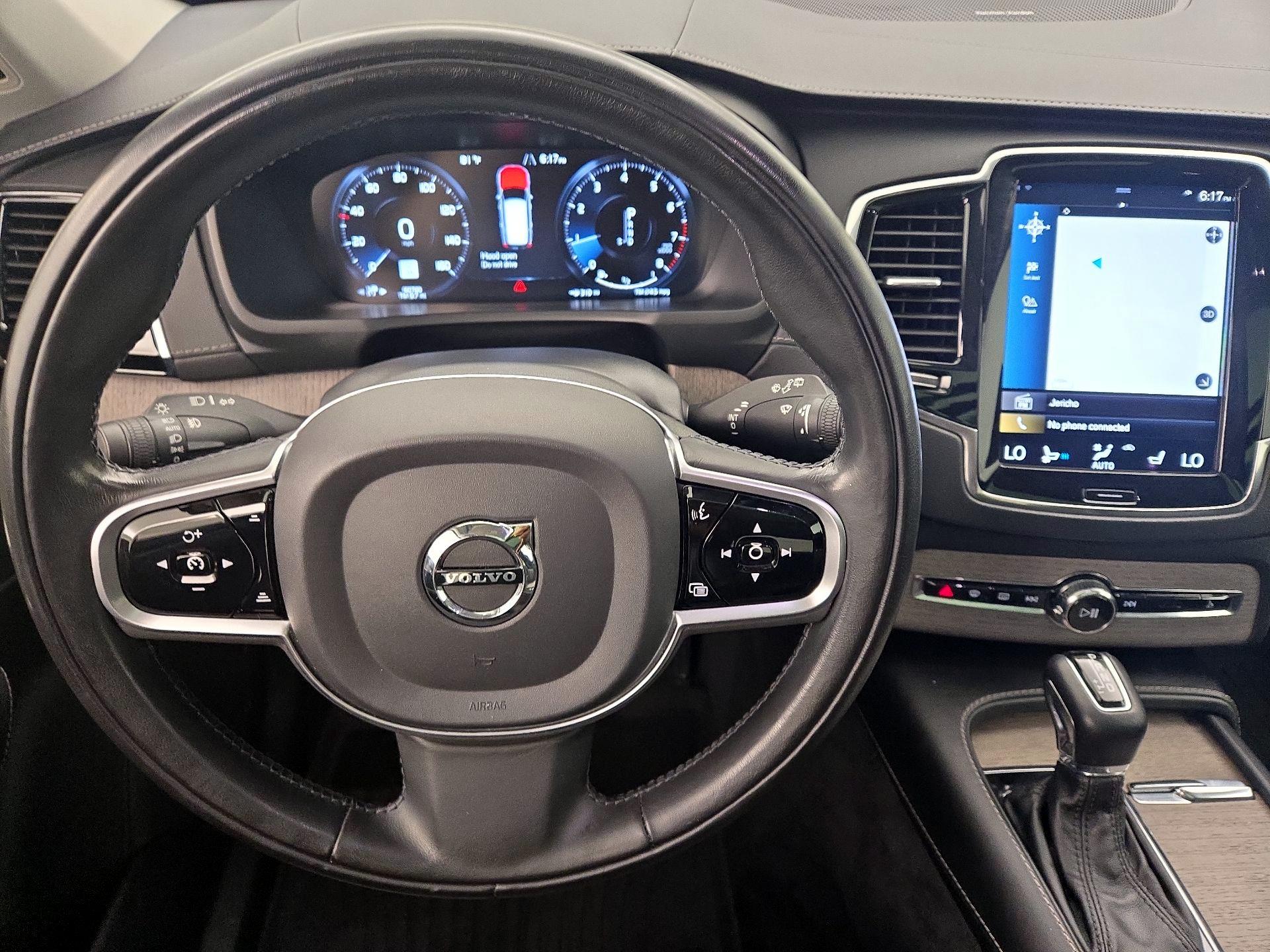 Thumbnail: 2021 Volvo XC90 - 10