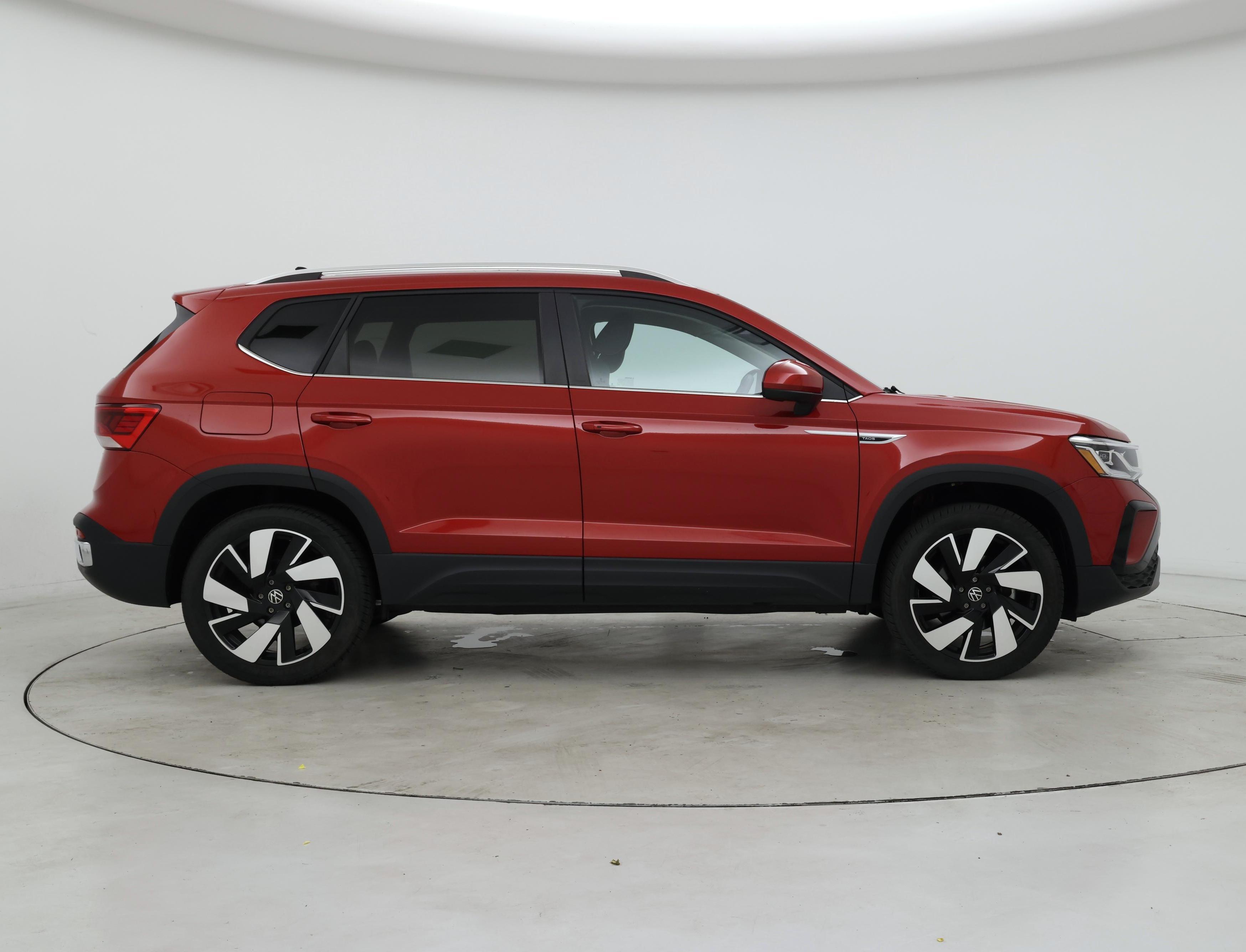 Thumbnail: 2024 Volkswagen Taos - 7