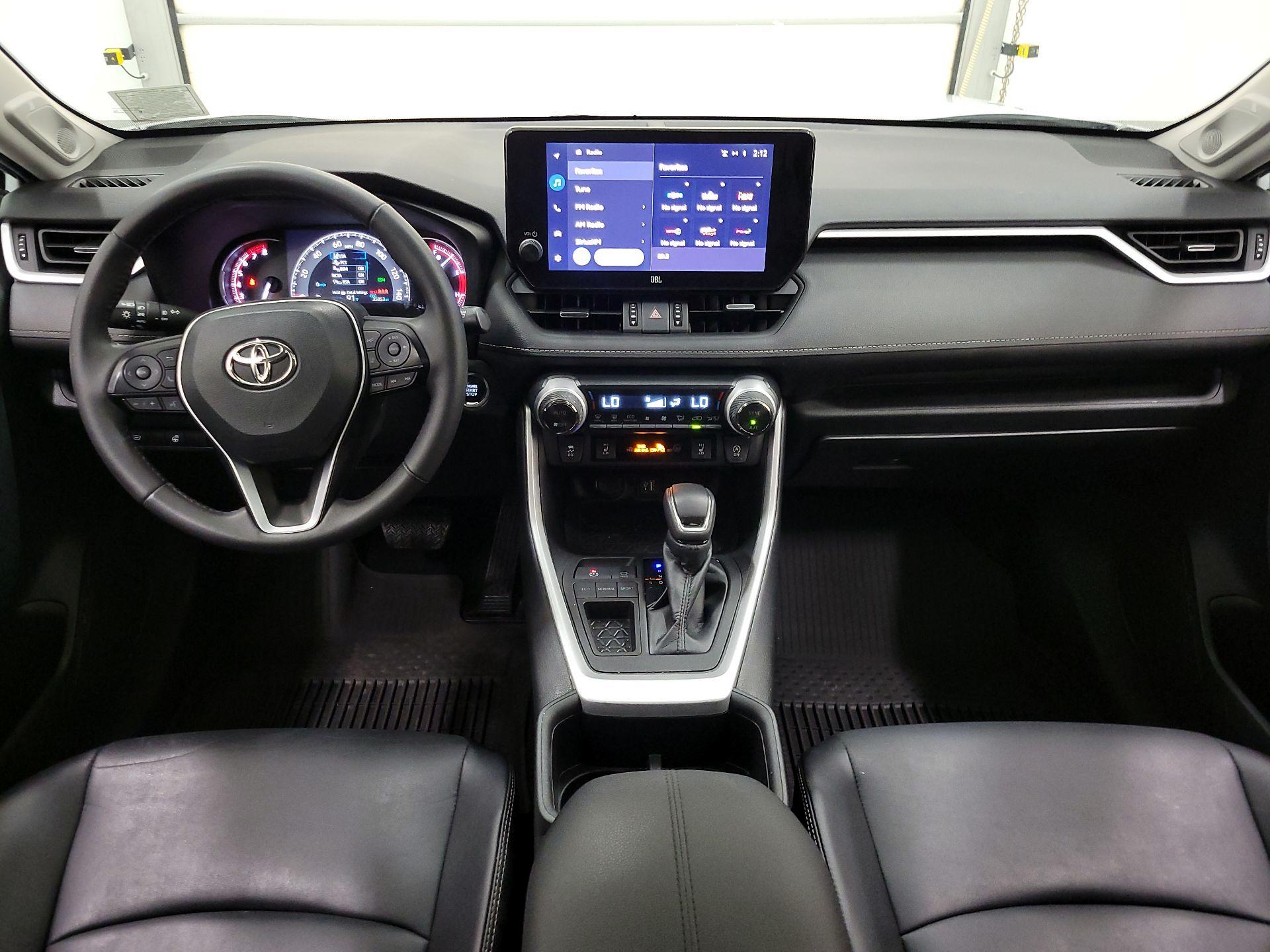 Thumbnail: 2023 Toyota RAV4 - 9