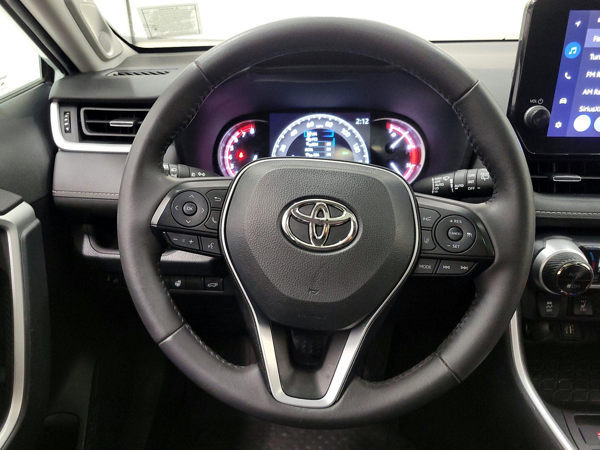 Thumbnail: 2023 Toyota RAV4 - 10