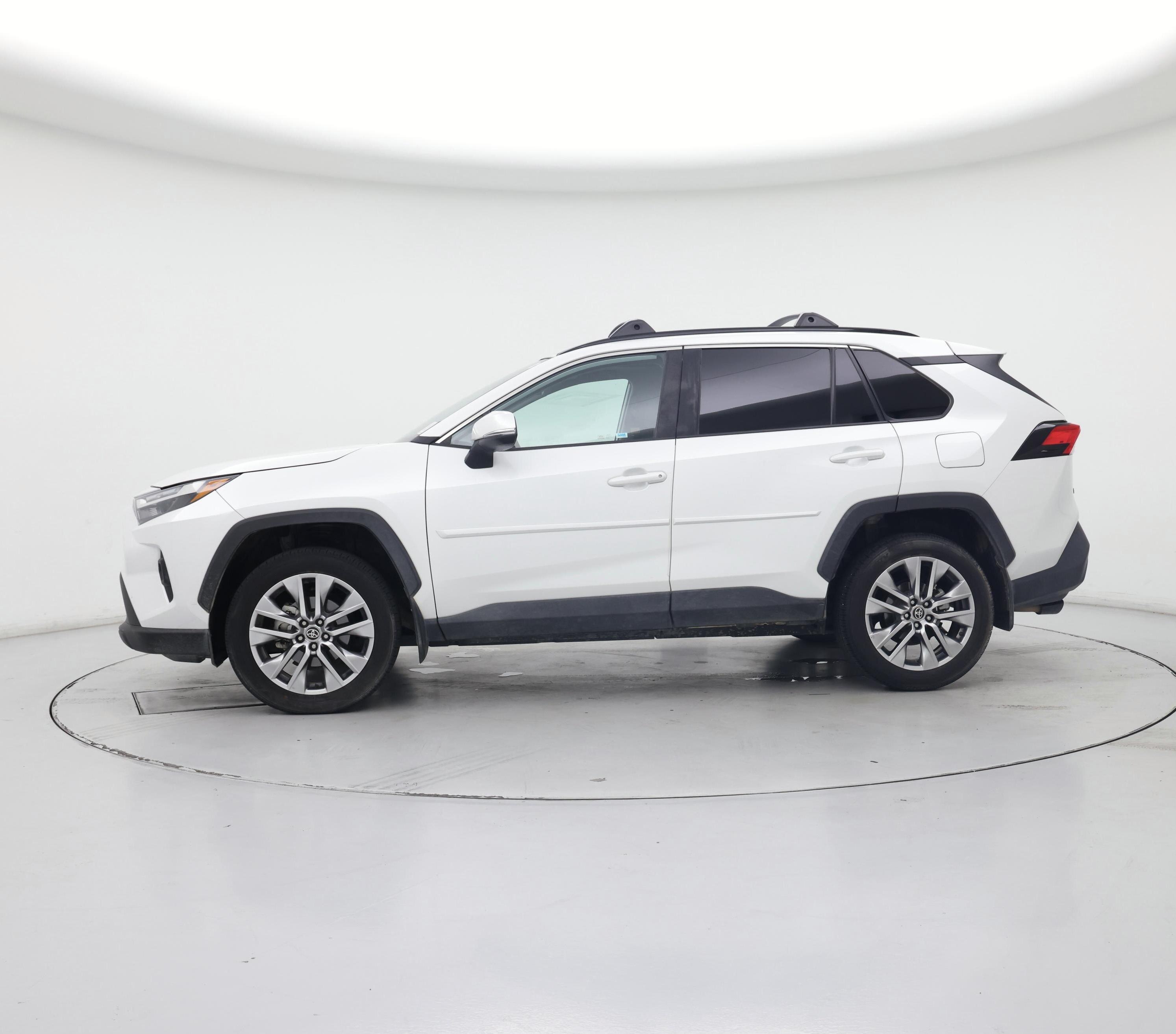 Thumbnail: 2023 Toyota RAV4 - 3