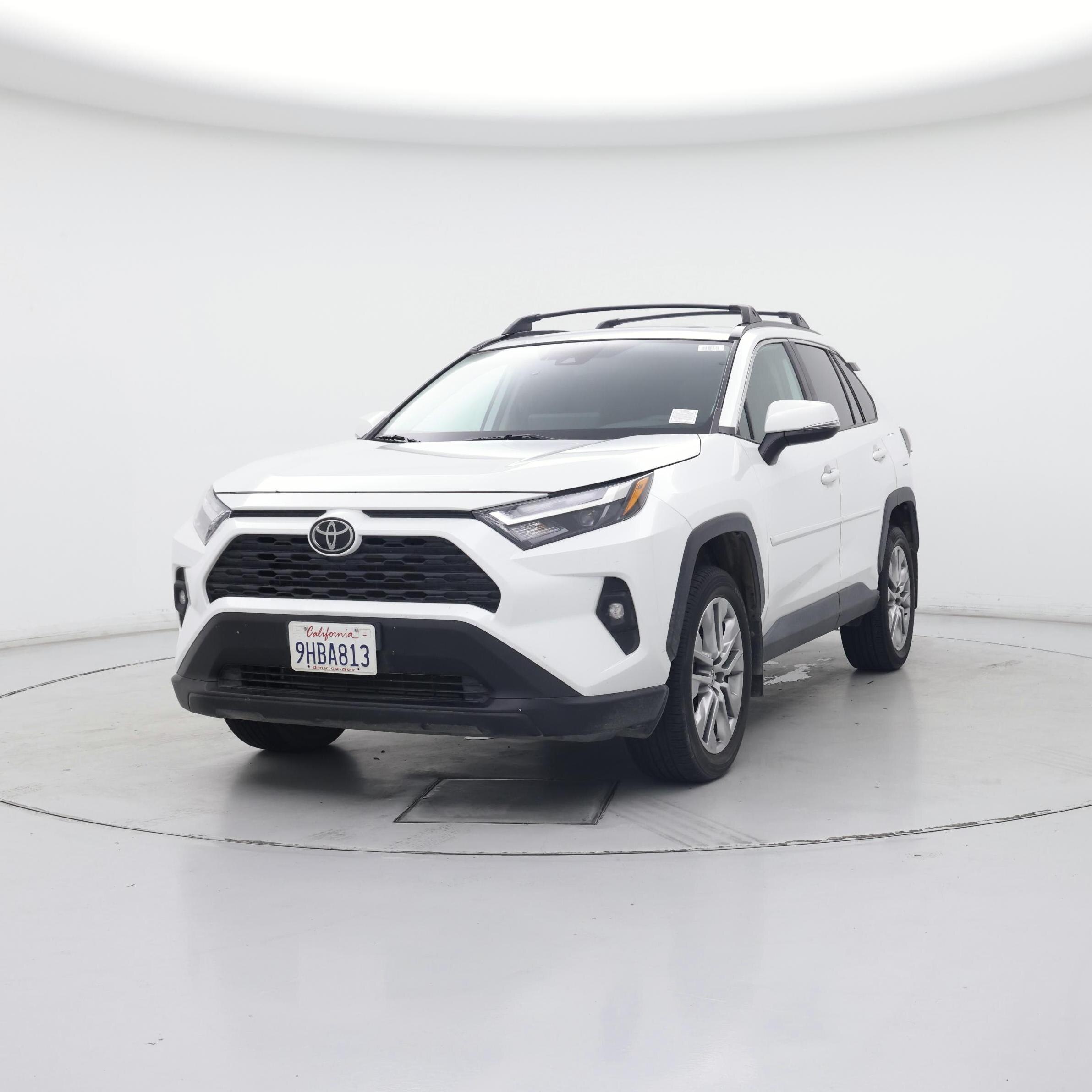 Thumbnail: 2023 Toyota RAV4 - 4