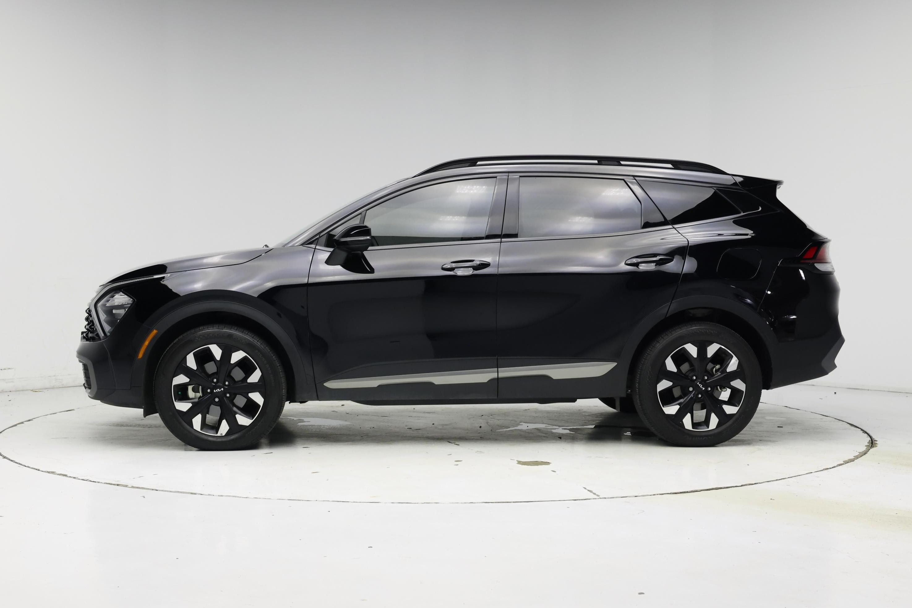 Thumbnail: 2023 Kia Sportage - 3