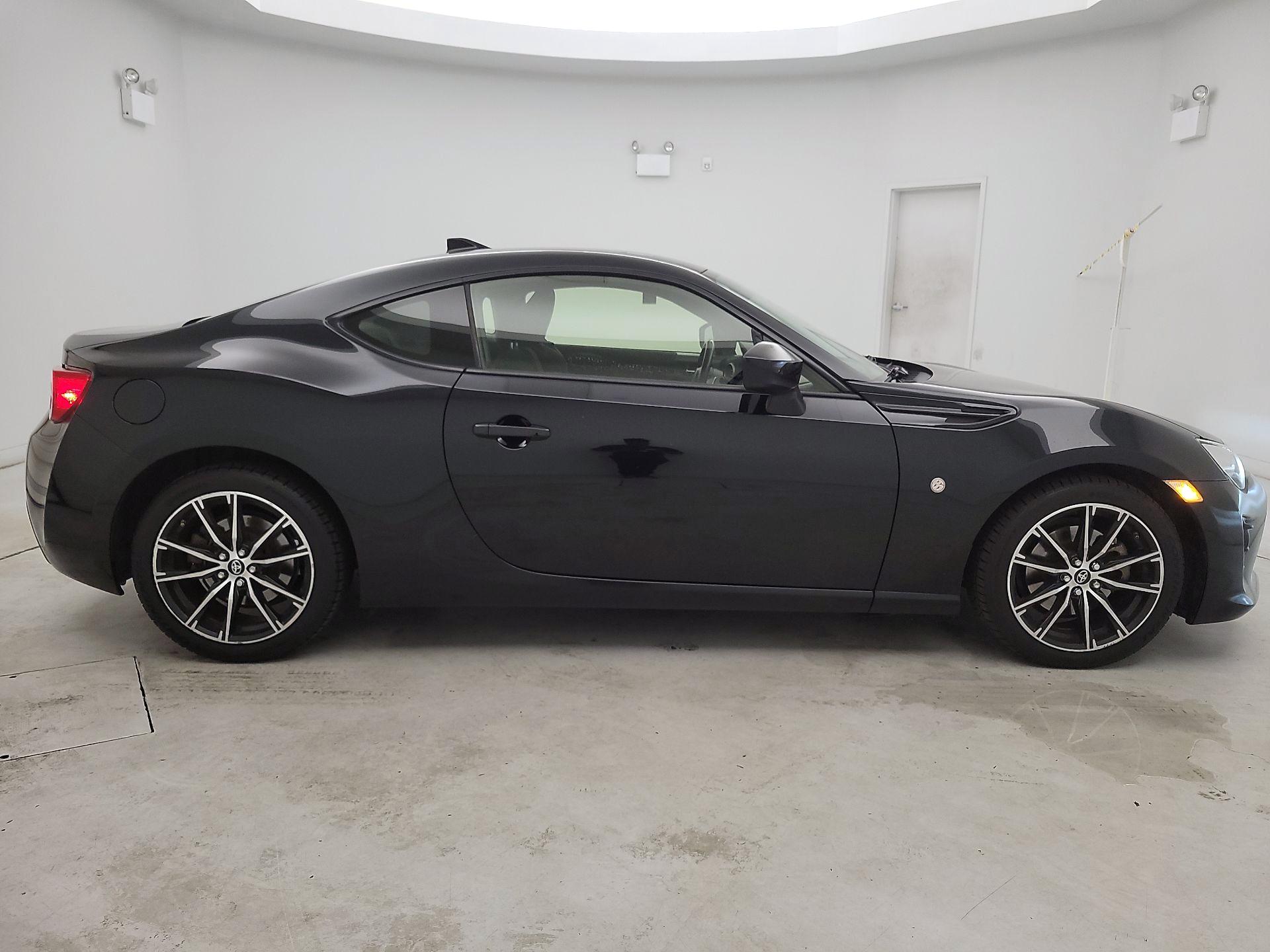Thumbnail: 2018 Toyota 86 - 4