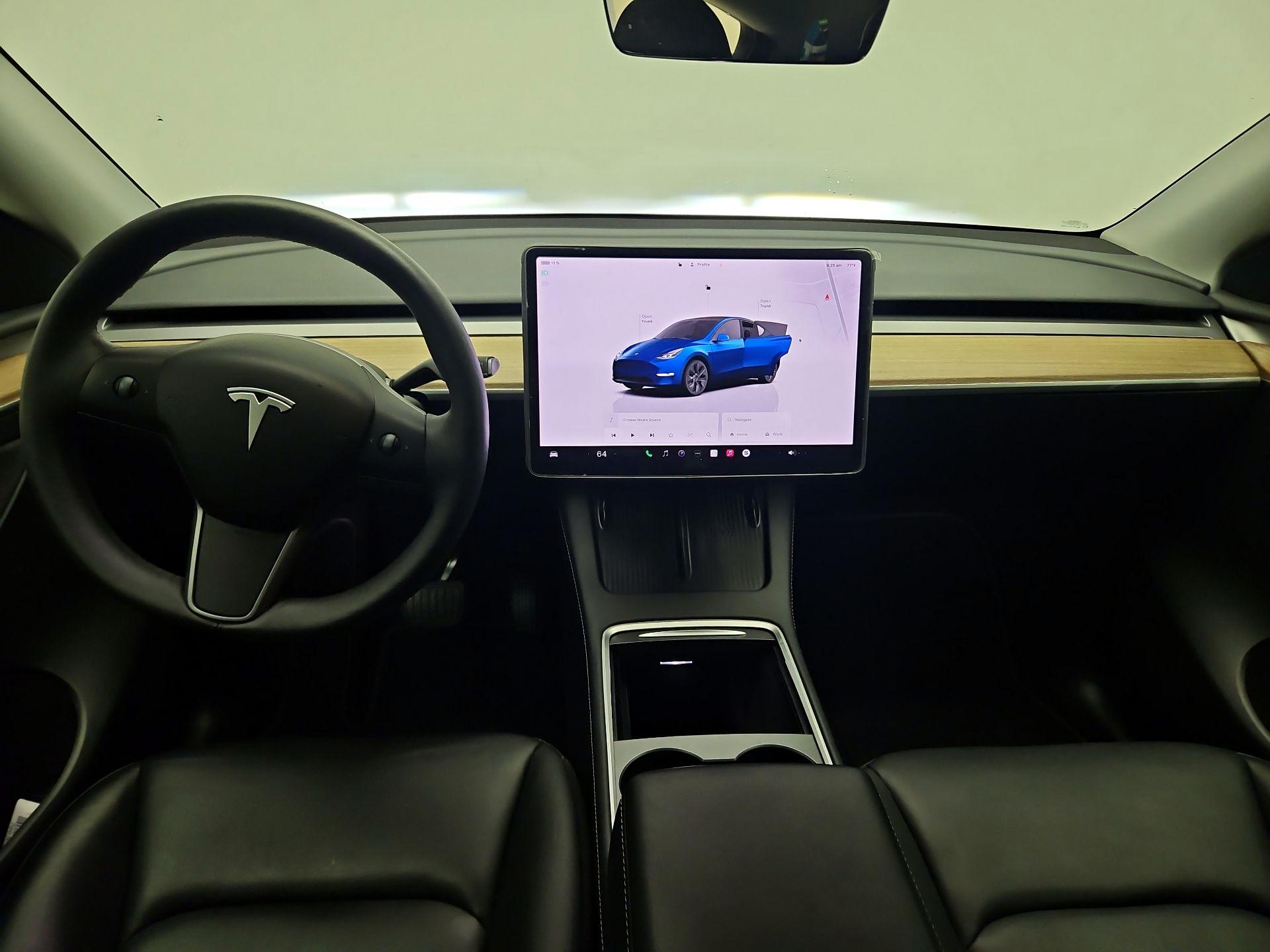 Thumbnail: 2024 Tesla Model Y - 9