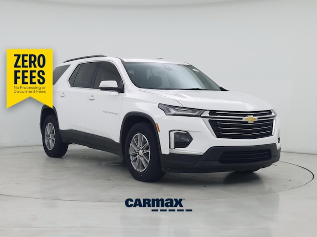 White 2023 Chevrolet Traverse LT Cloth FWD SUV / Crossover Front-Wheel Drive Automatic