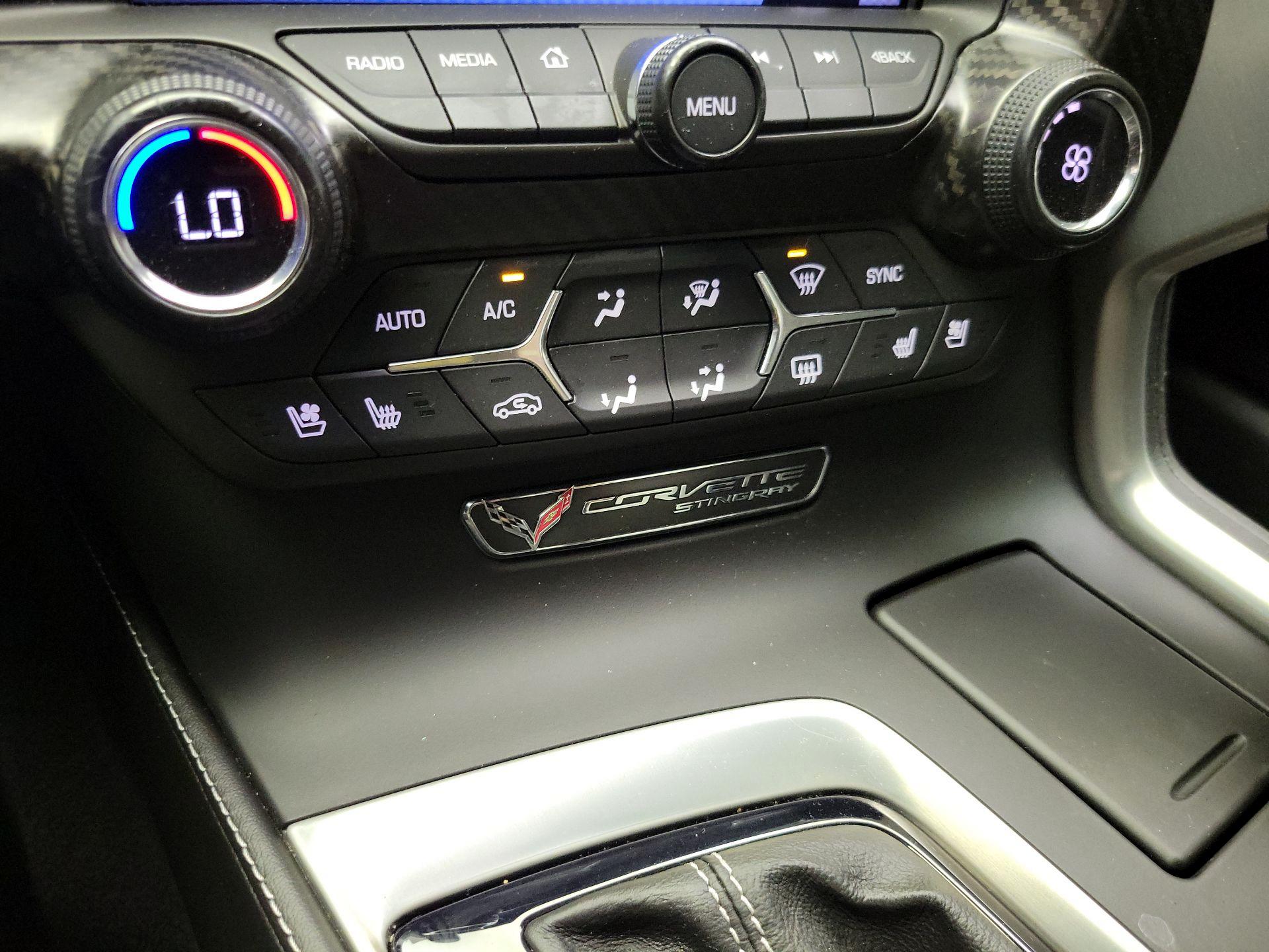 Thumbnail: 2016 Chevrolet Corvette - 16
