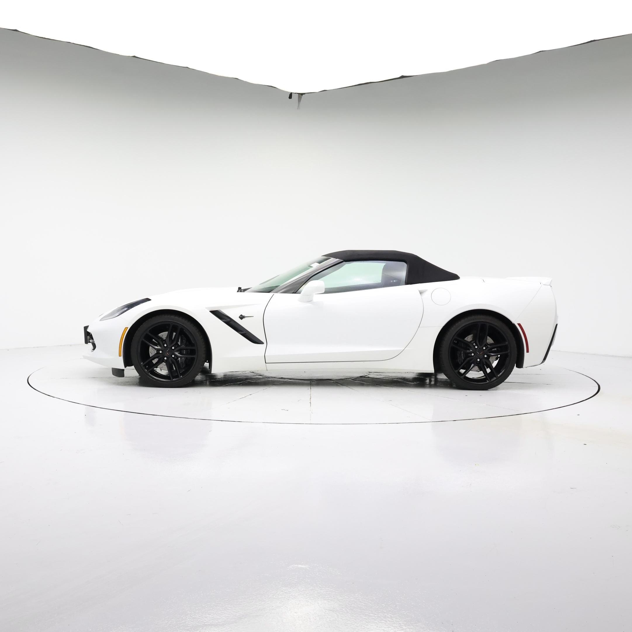 Thumbnail: 2016 Chevrolet Corvette - 3