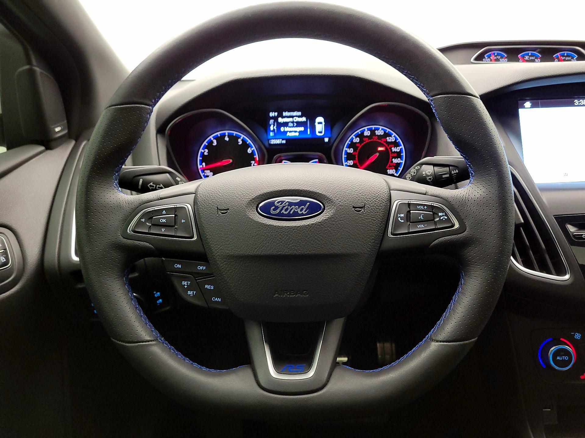 Thumbnail: 2017 Ford Focus - 10