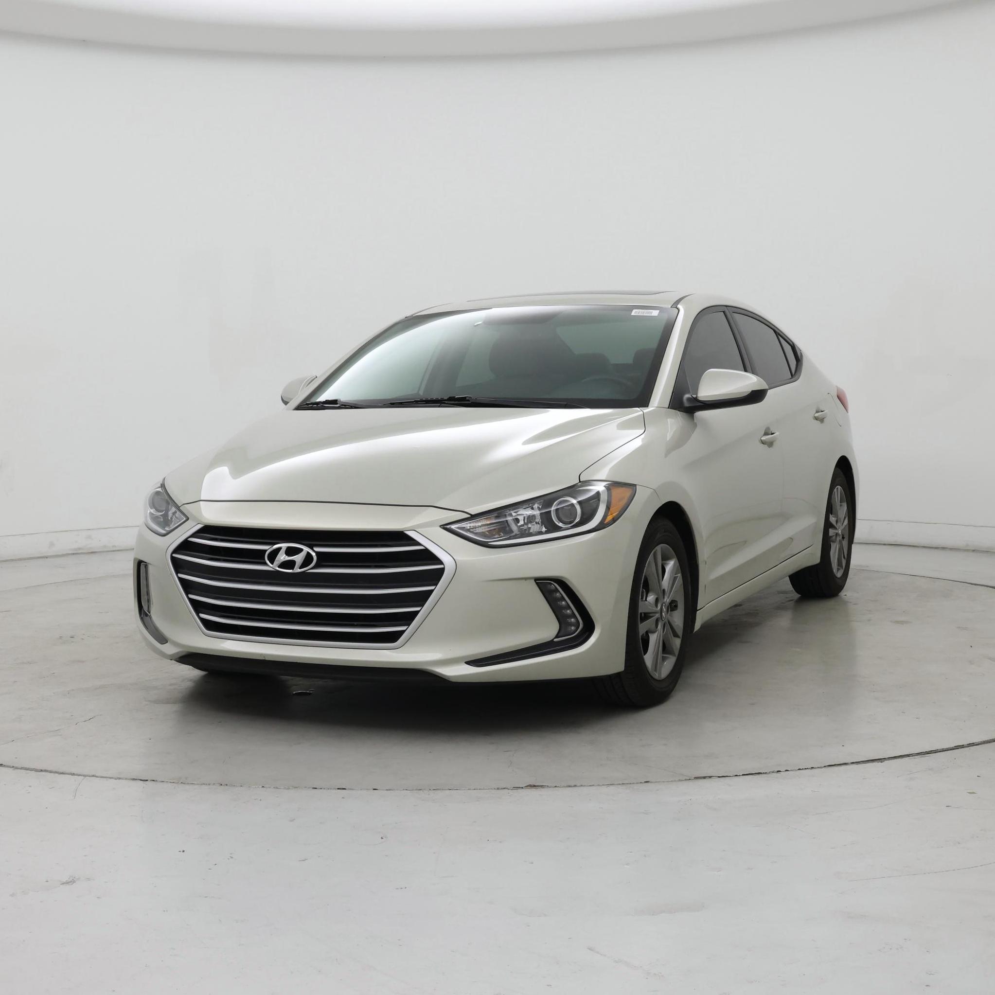 Thumbnail: 2017 Hyundai Elantra - 4