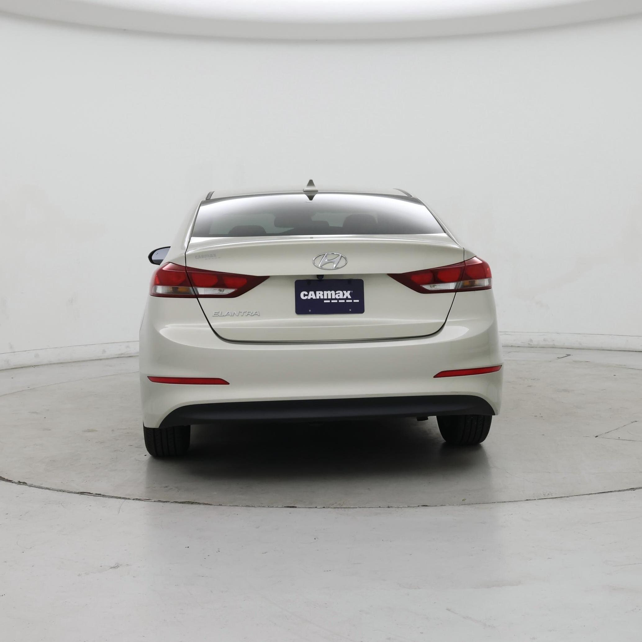 Thumbnail: 2017 Hyundai Elantra - 6