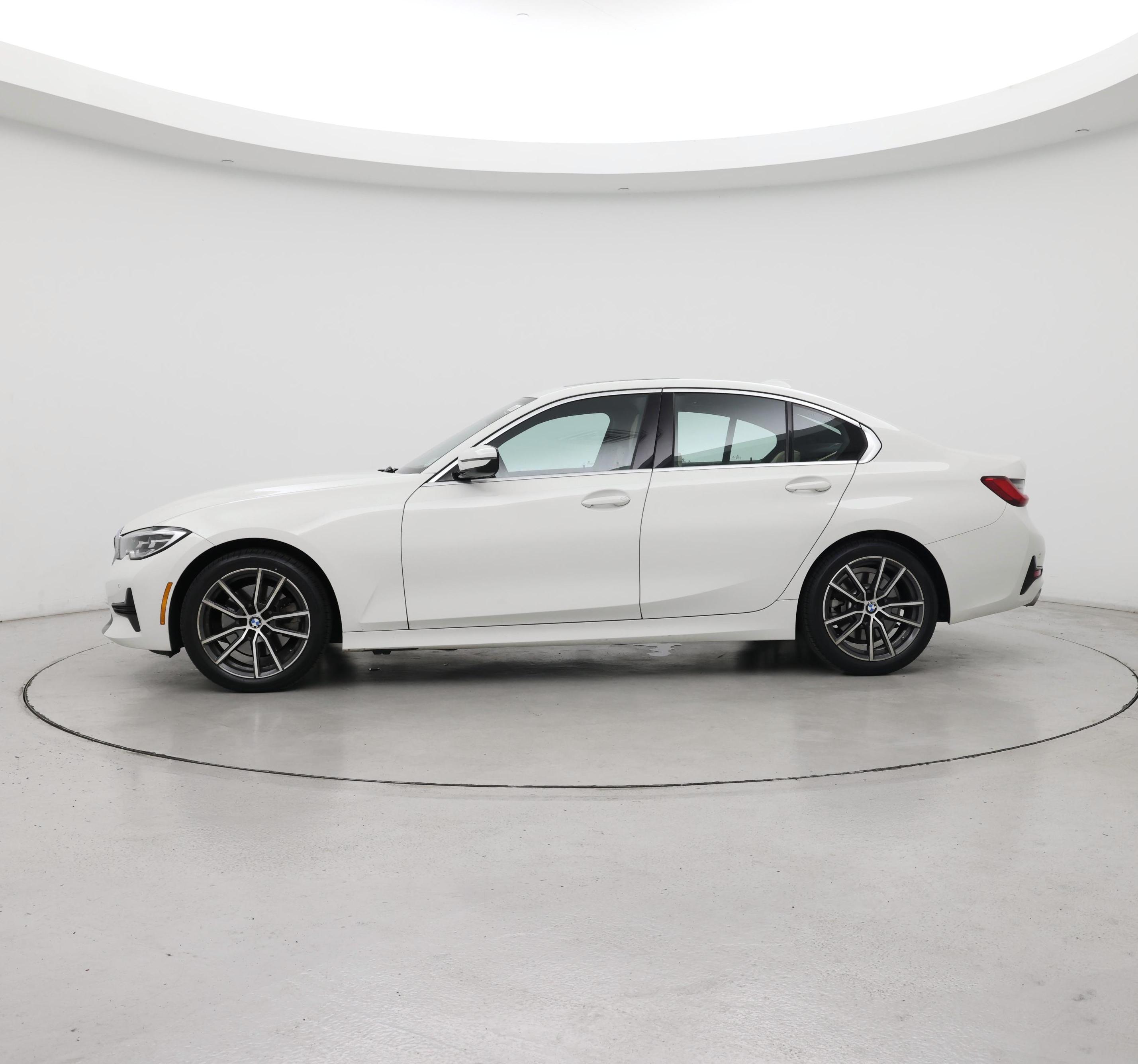 Thumbnail: 2020 BMW 3 Series - 3