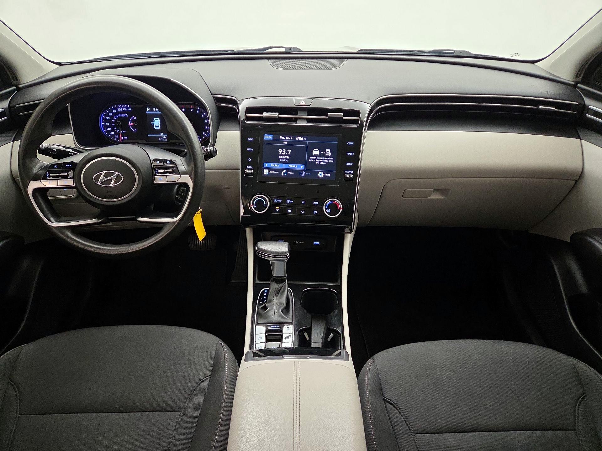 Thumbnail: 2022 Hyundai Tucson - 9