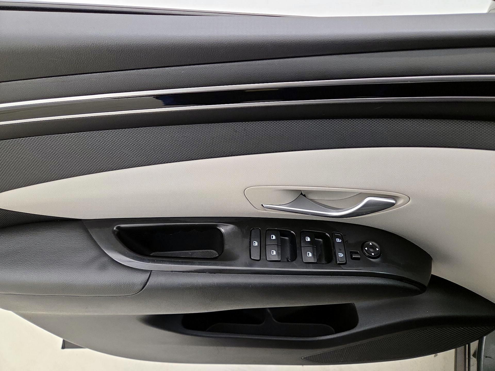 Thumbnail: 2022 Hyundai Tucson - 12