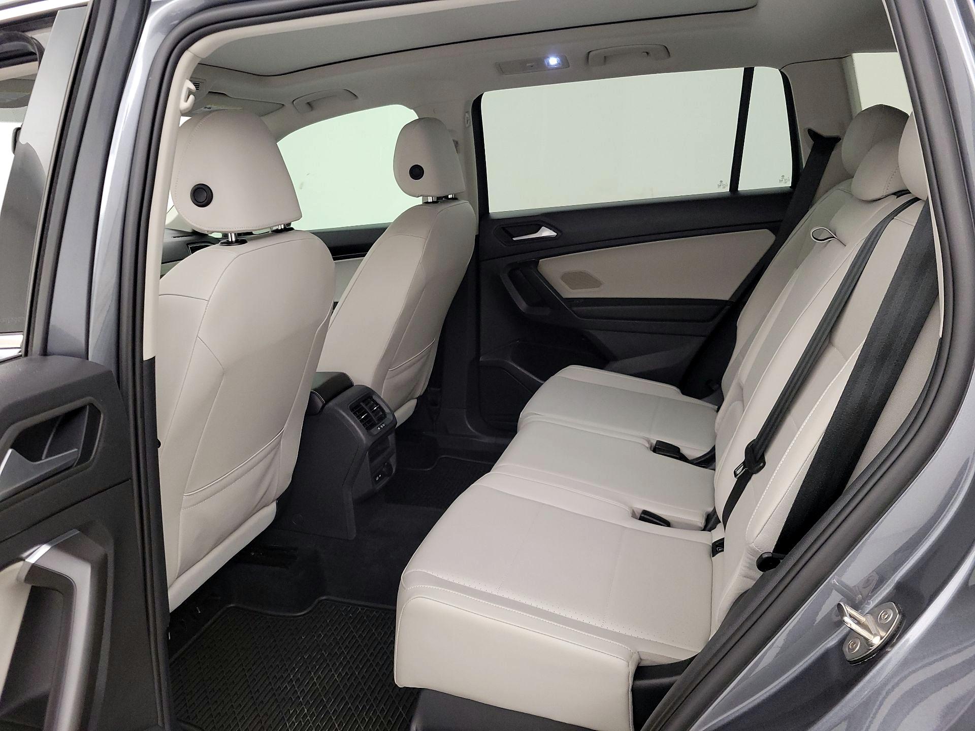Thumbnail: 2021 Volkswagen Tiguan - 20