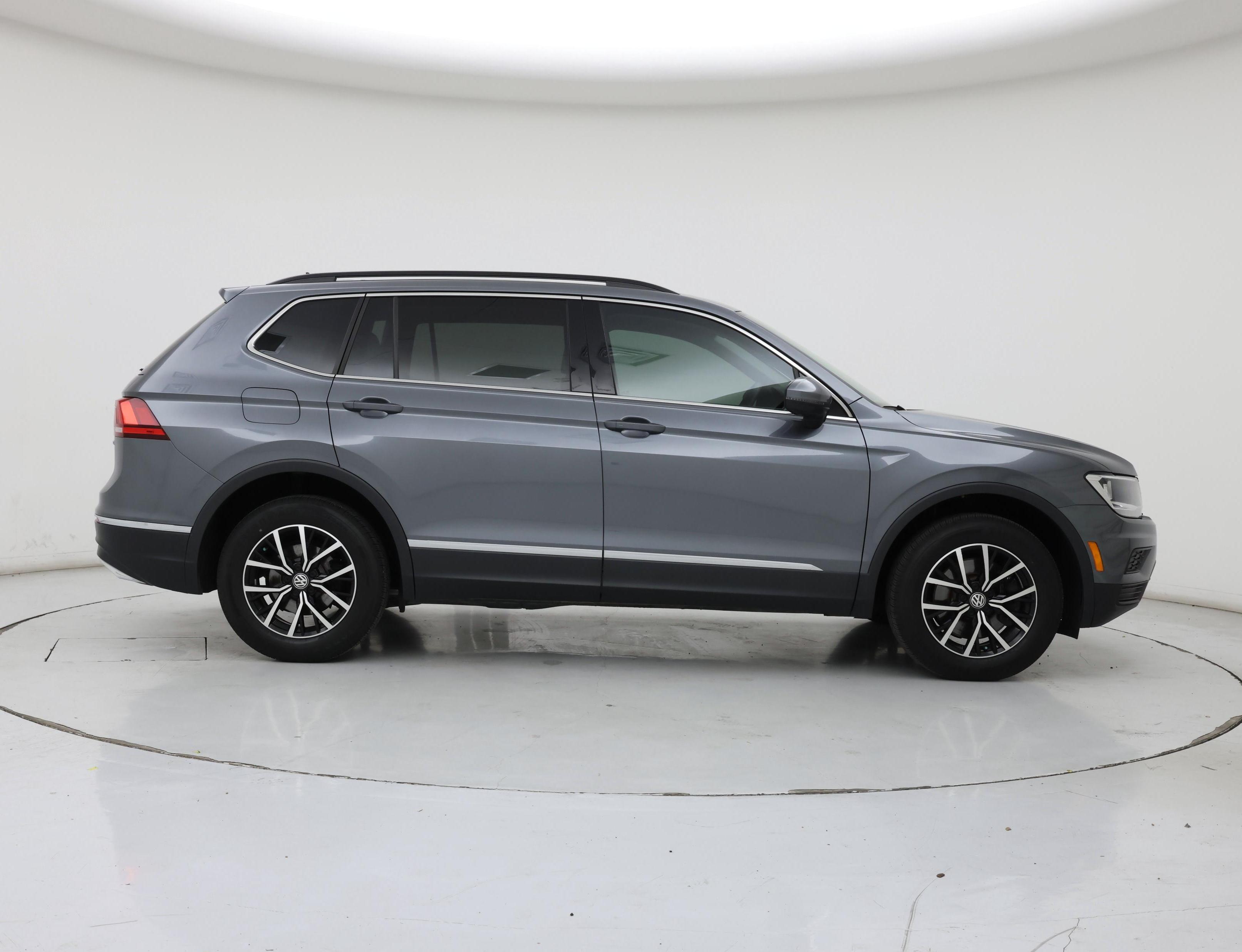 Thumbnail: 2021 Volkswagen Tiguan - 7