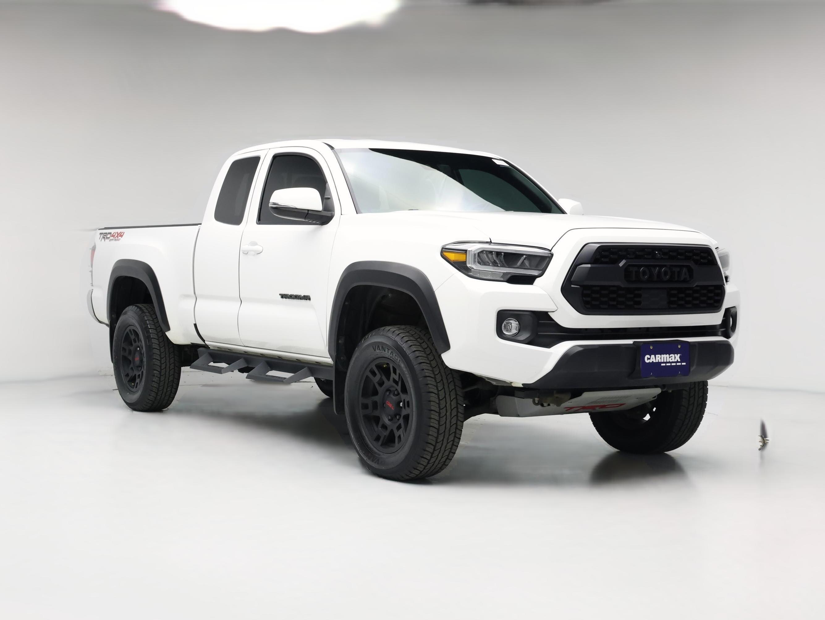 Thumbnail: 2022 Toyota Tacoma - 1