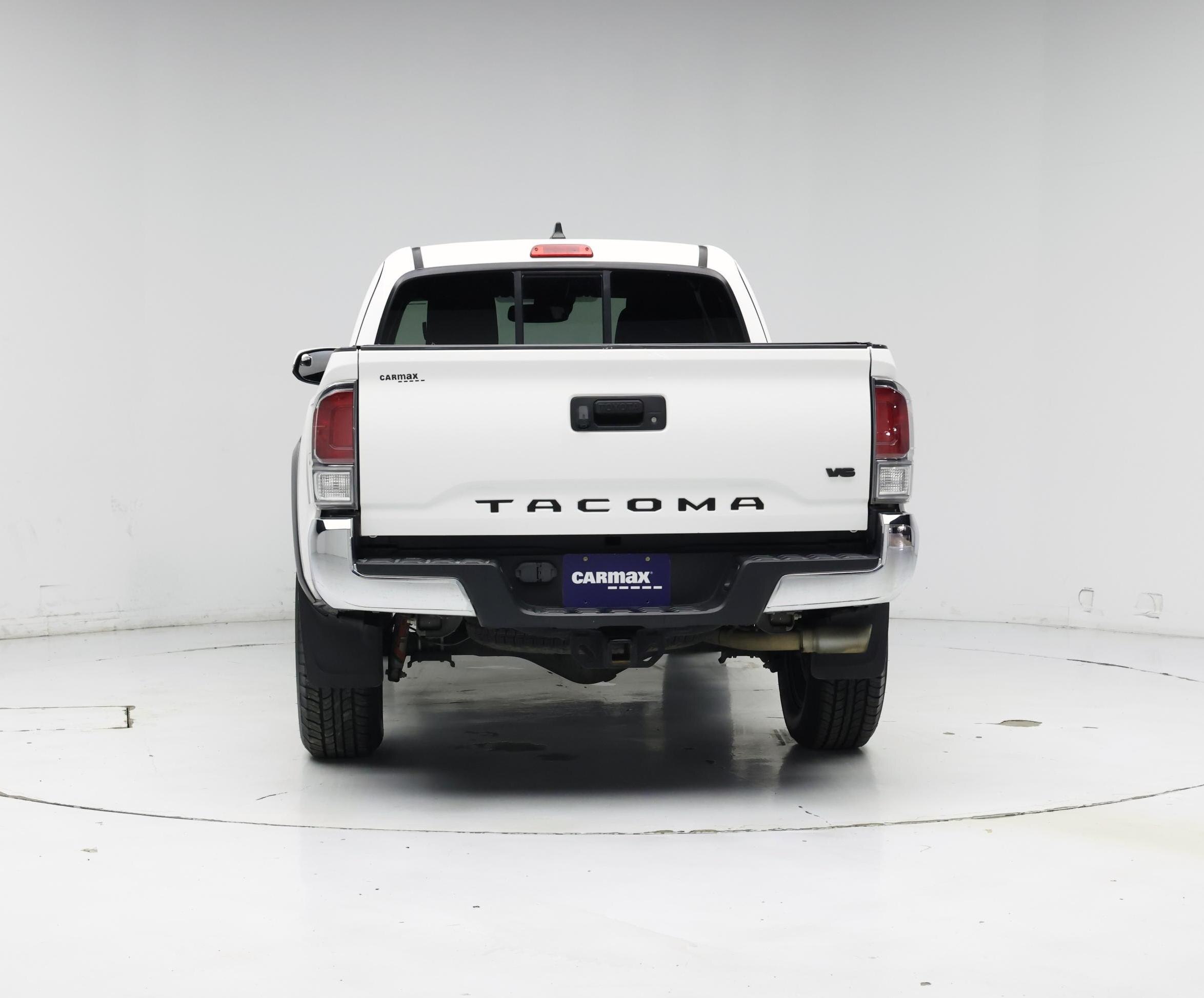 Thumbnail: 2022 Toyota Tacoma - 6