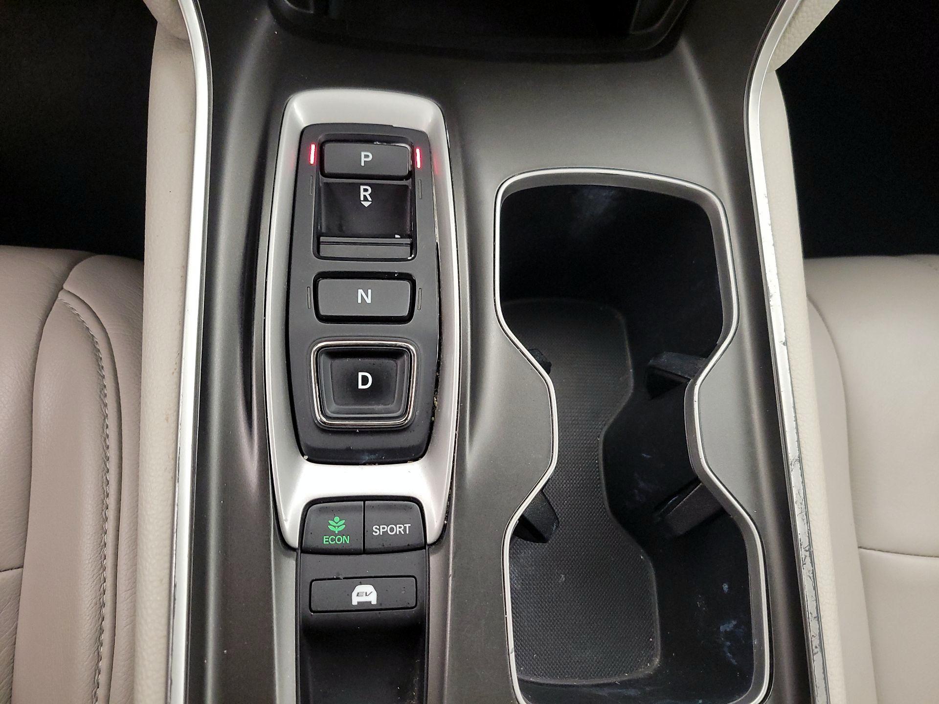 Thumbnail: 2020 Honda Accord - 17