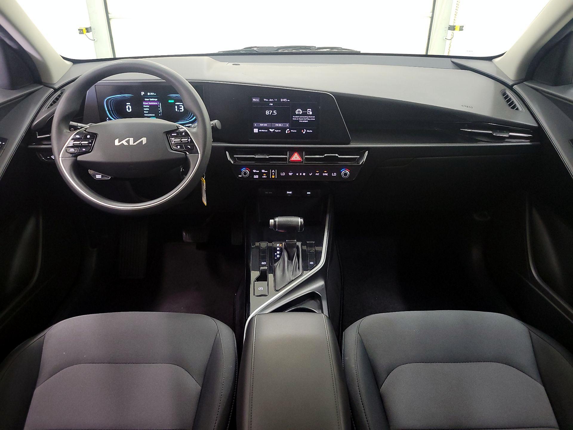 Thumbnail: 2025 Kia Niro - 9