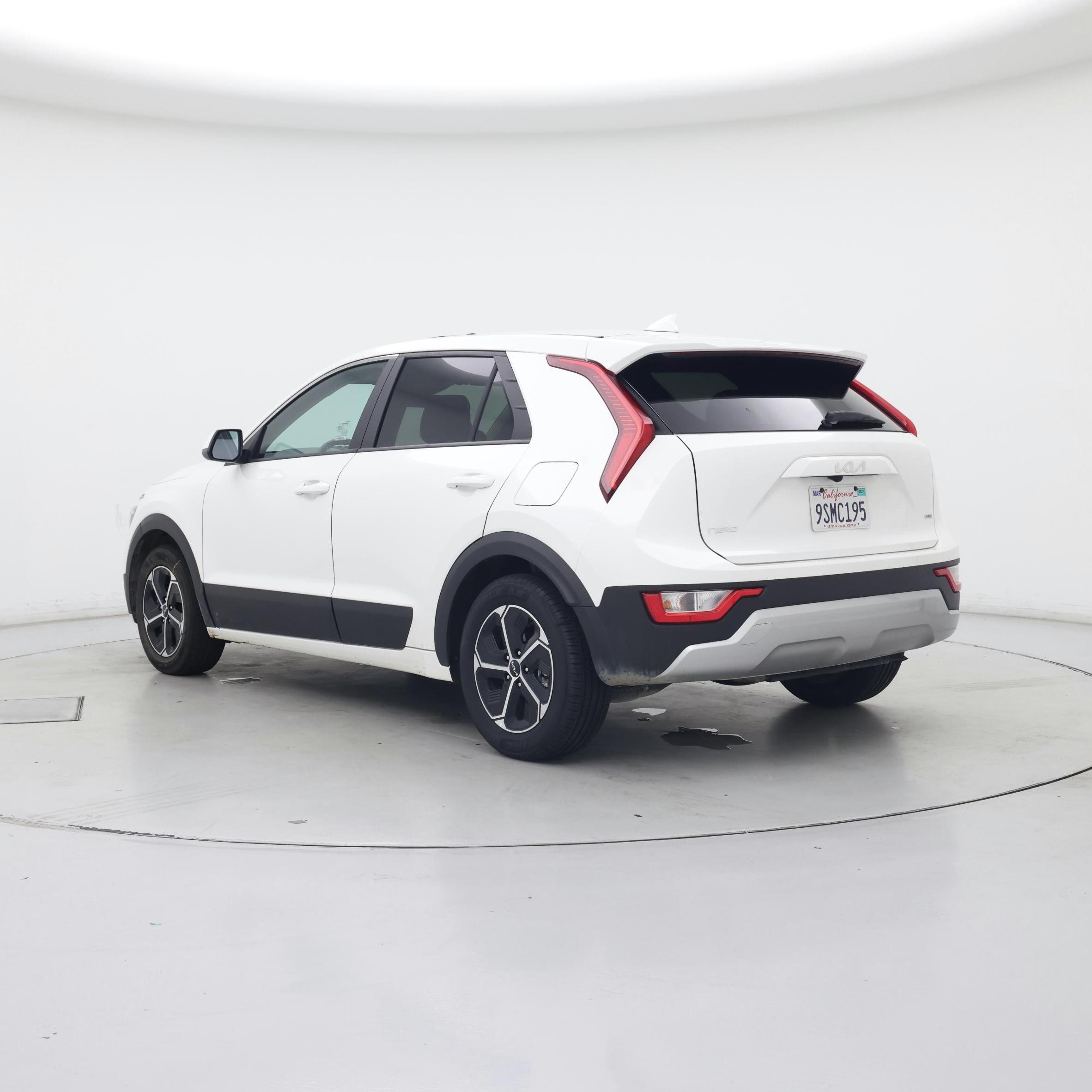Thumbnail: 2025 Kia Niro - 2