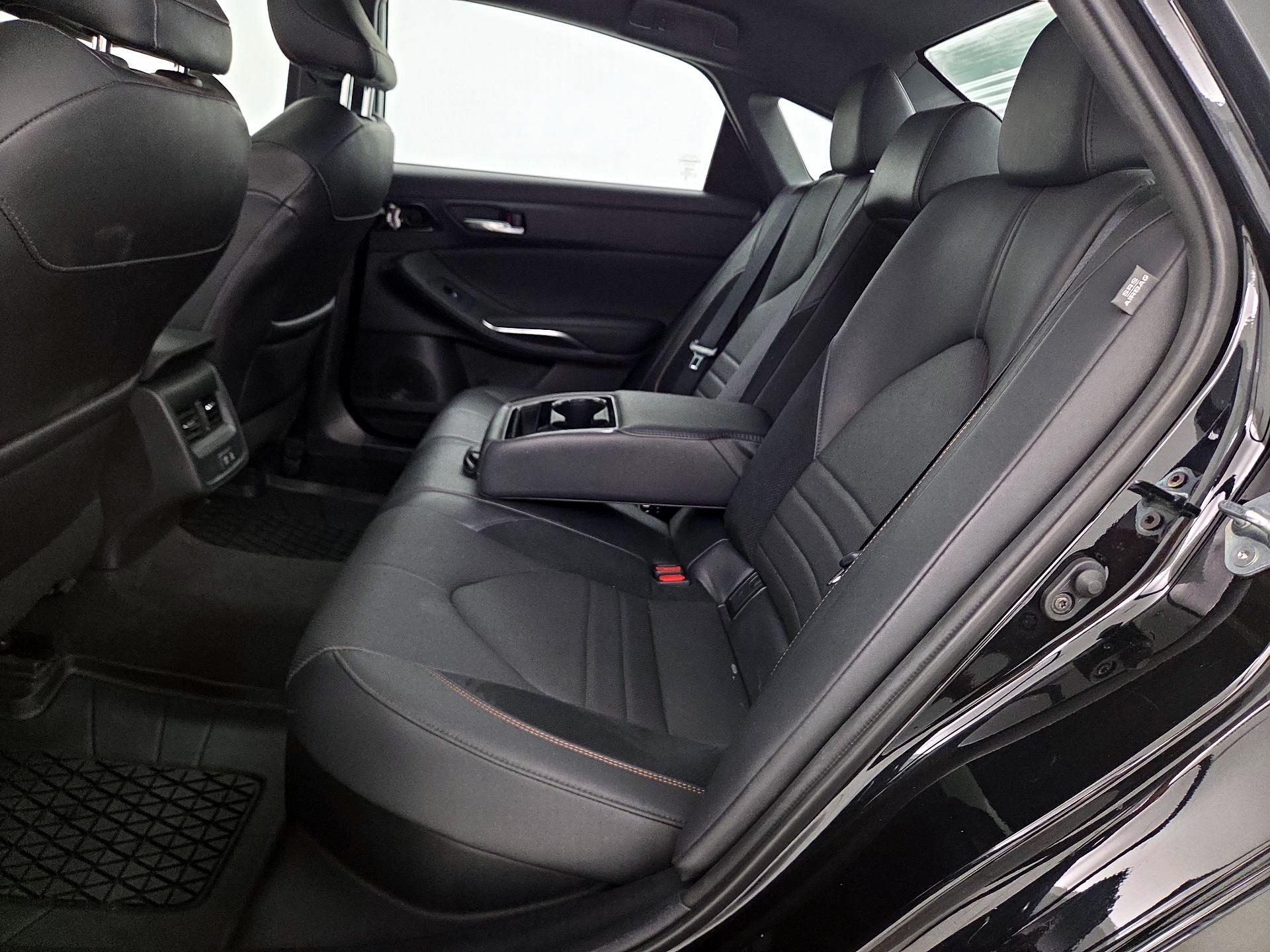 Thumbnail: 2021 Toyota Avalon - 20