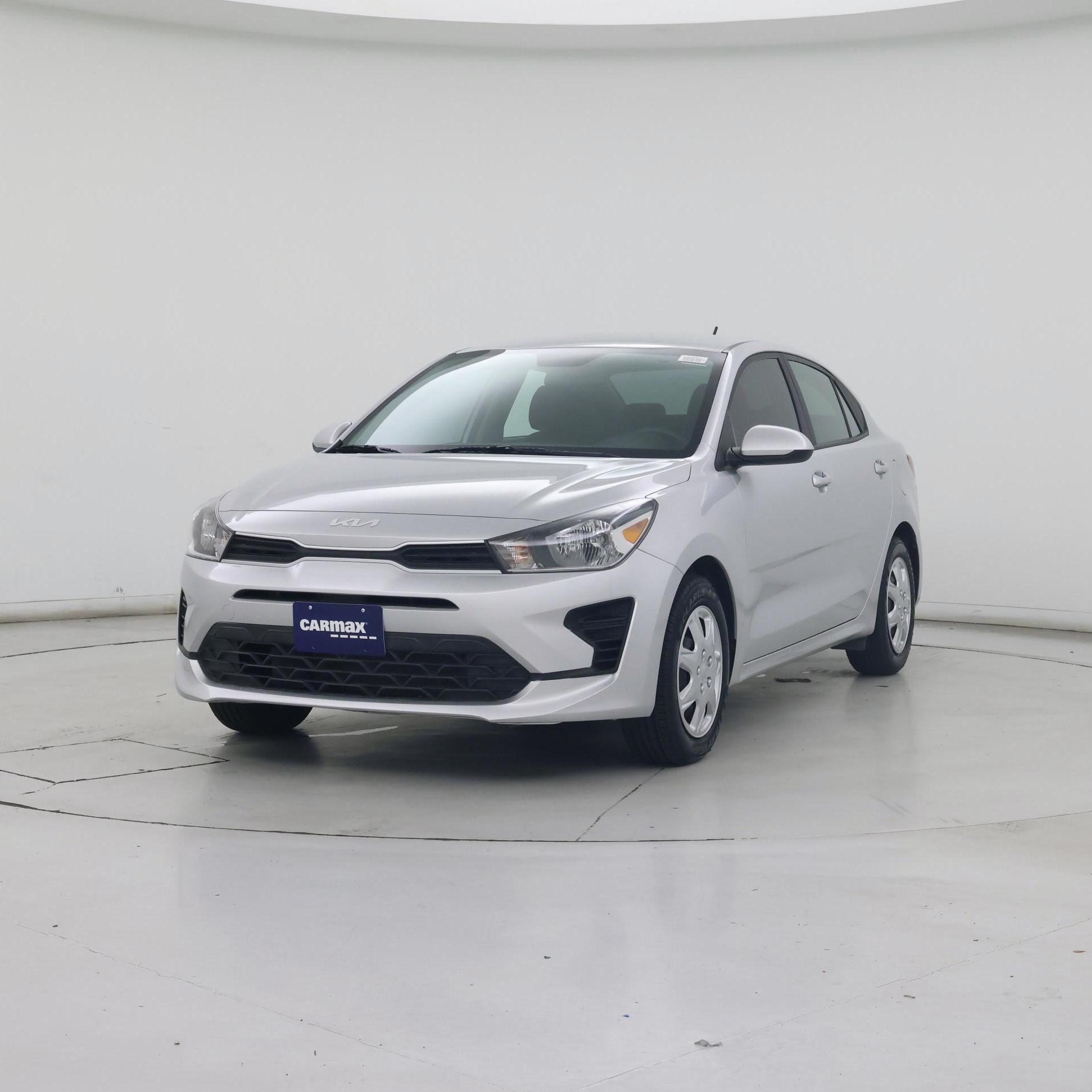 Thumbnail: 2023 Kia Rio - 4
