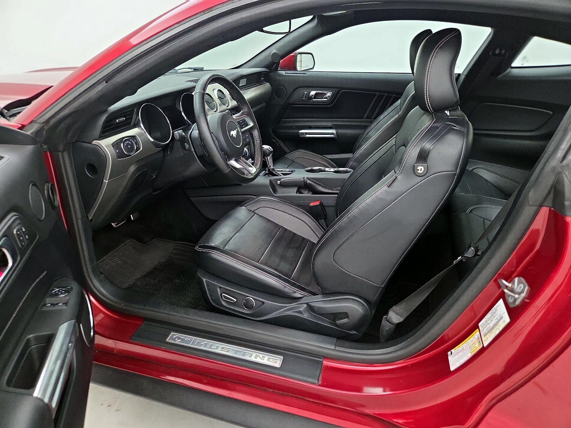 Thumbnail: 2015 Ford Mustang - 11