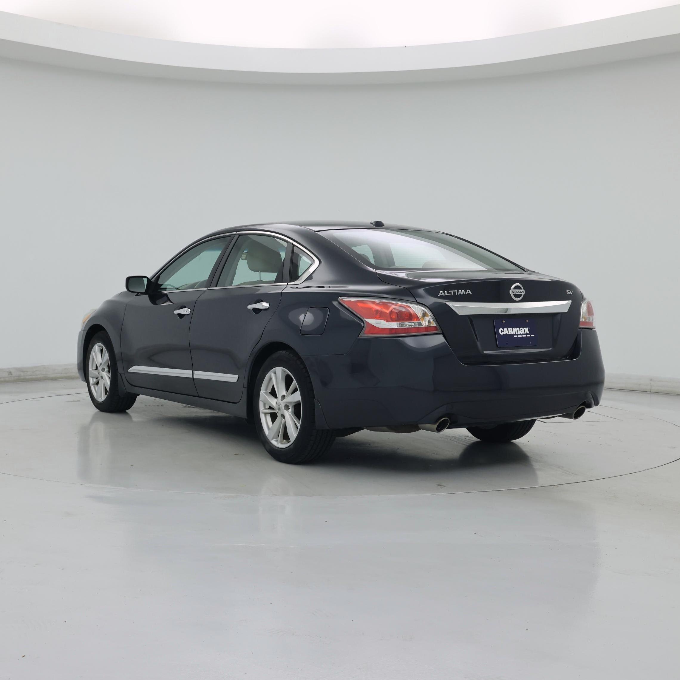 Thumbnail: 2015 Nissan Altima - 2