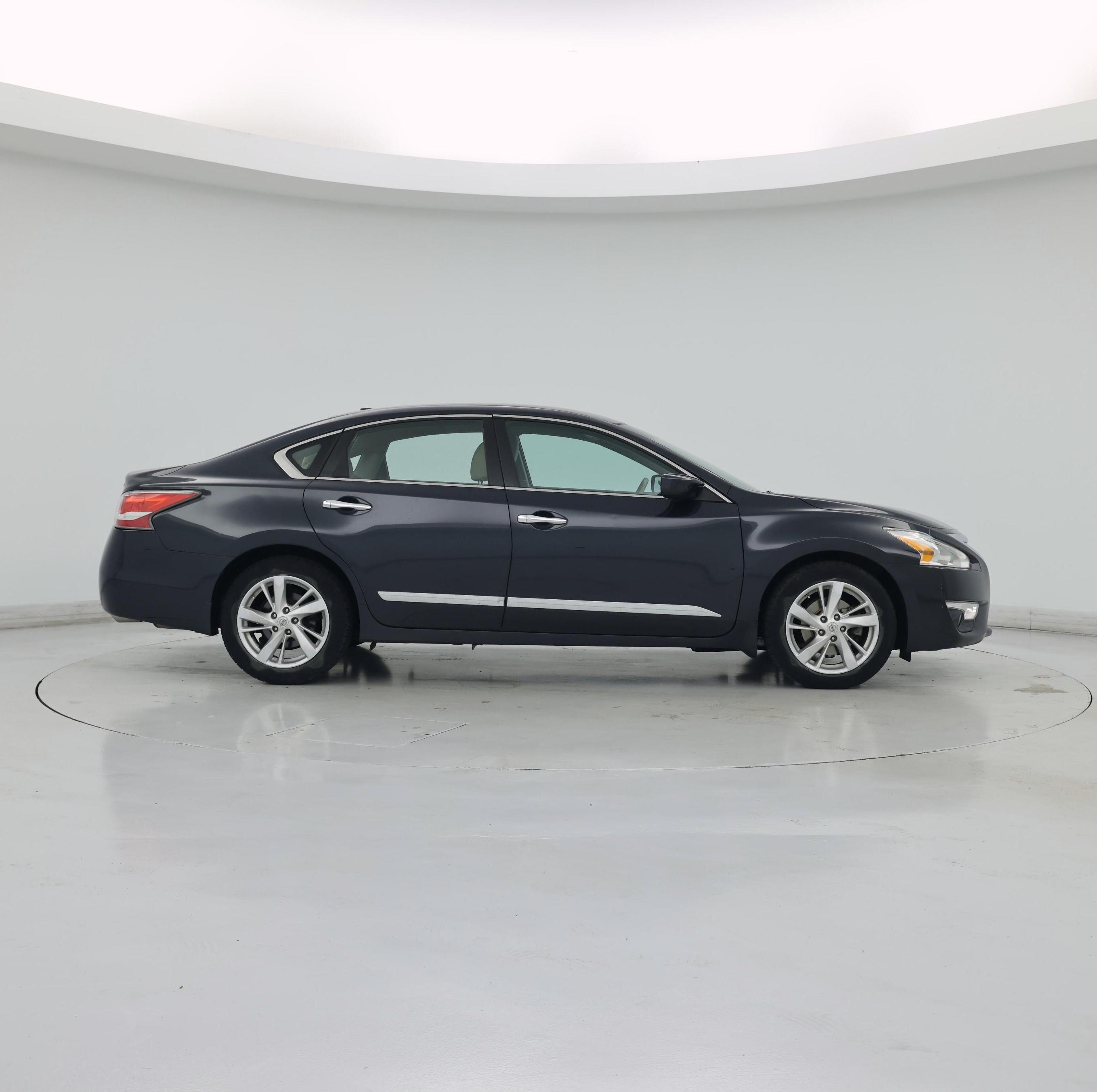 Thumbnail: 2015 Nissan Altima - 7