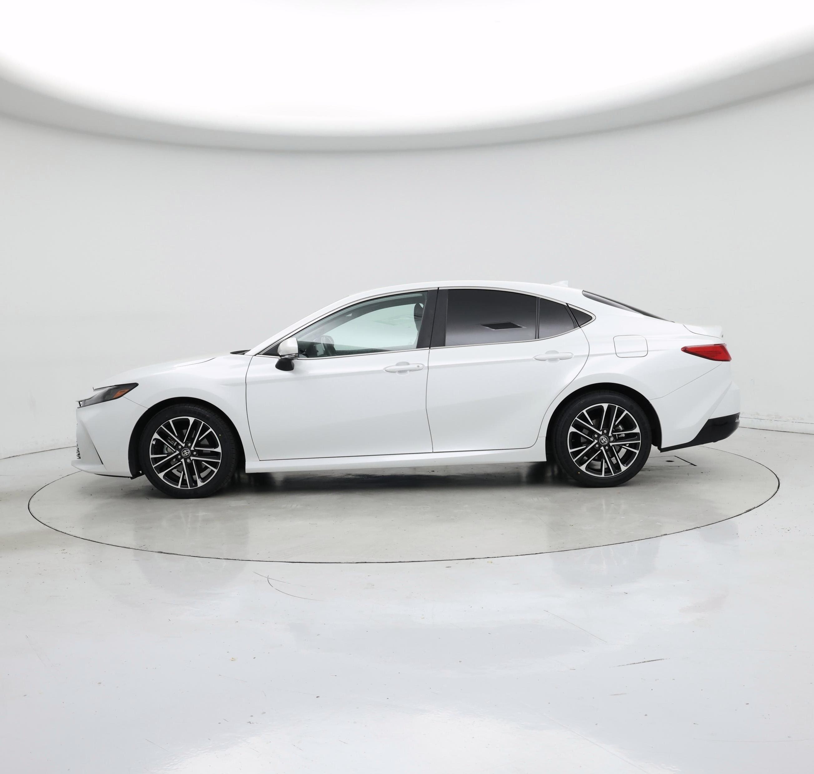Thumbnail: 2025 Toyota Camry - 3