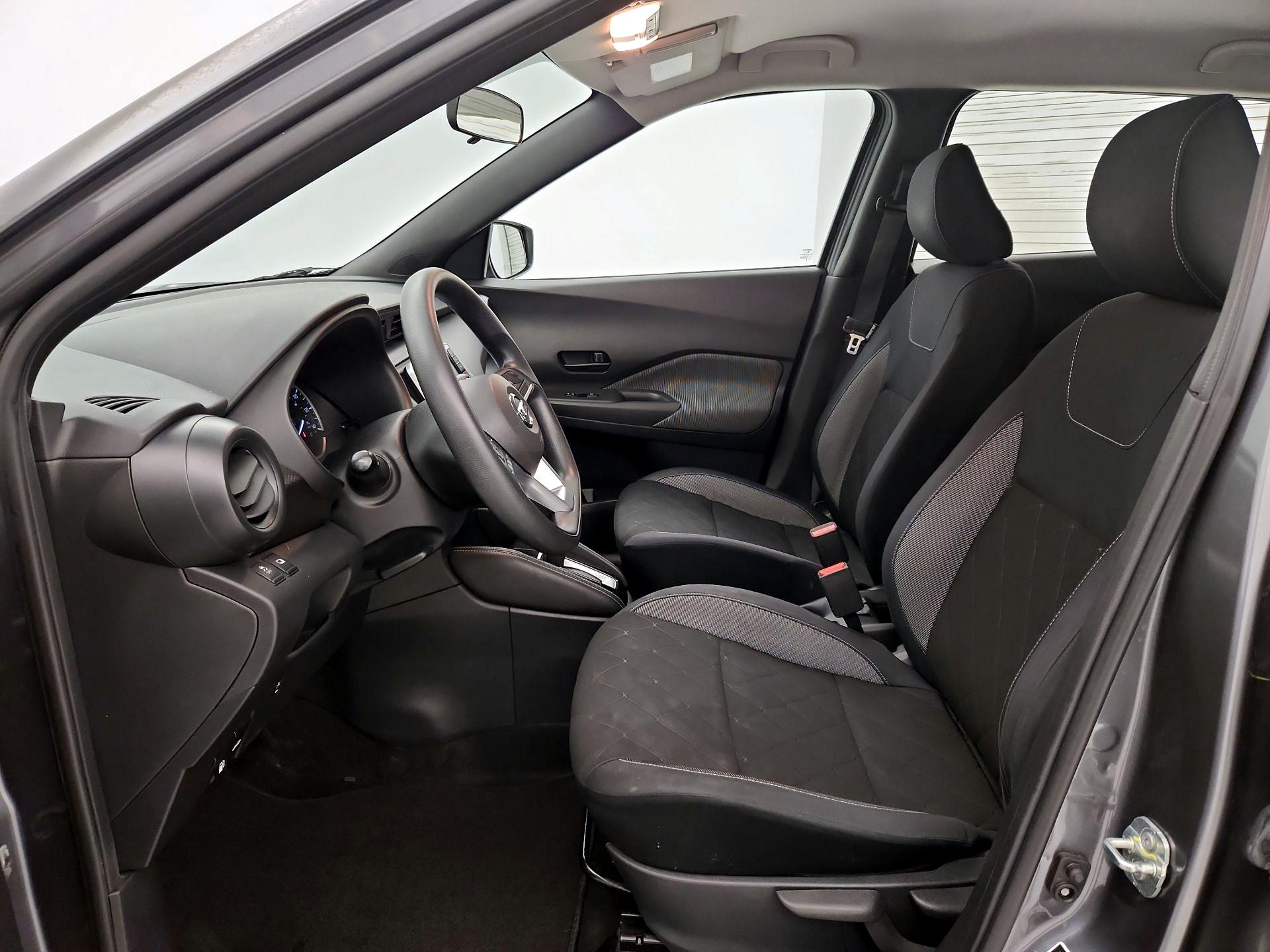 Thumbnail: 2019 Nissan Kicks - 11