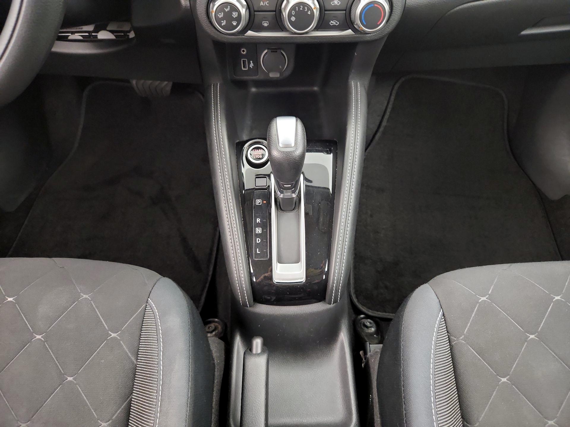 Thumbnail: 2019 Nissan Kicks - 17