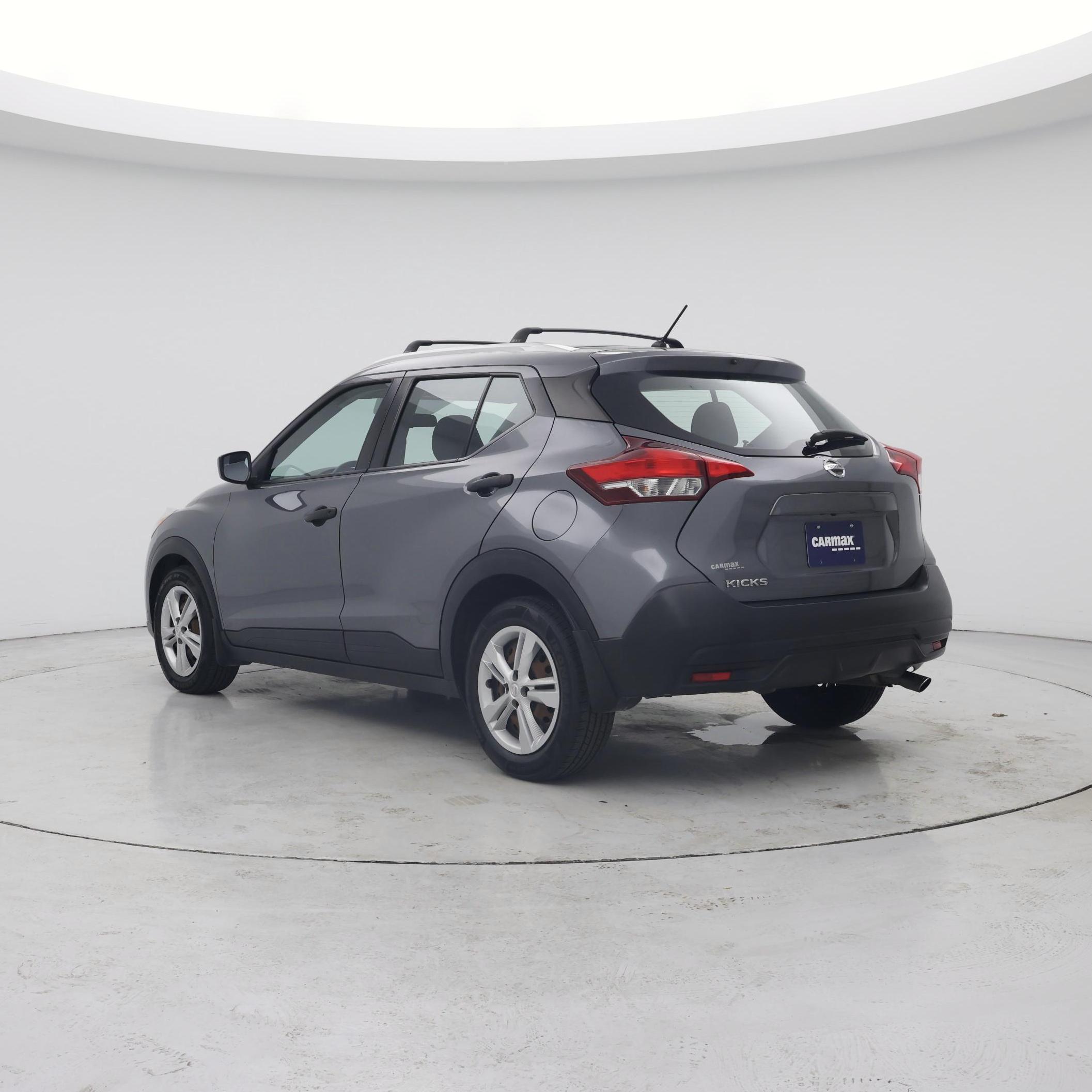 Thumbnail: 2019 Nissan Kicks - 2