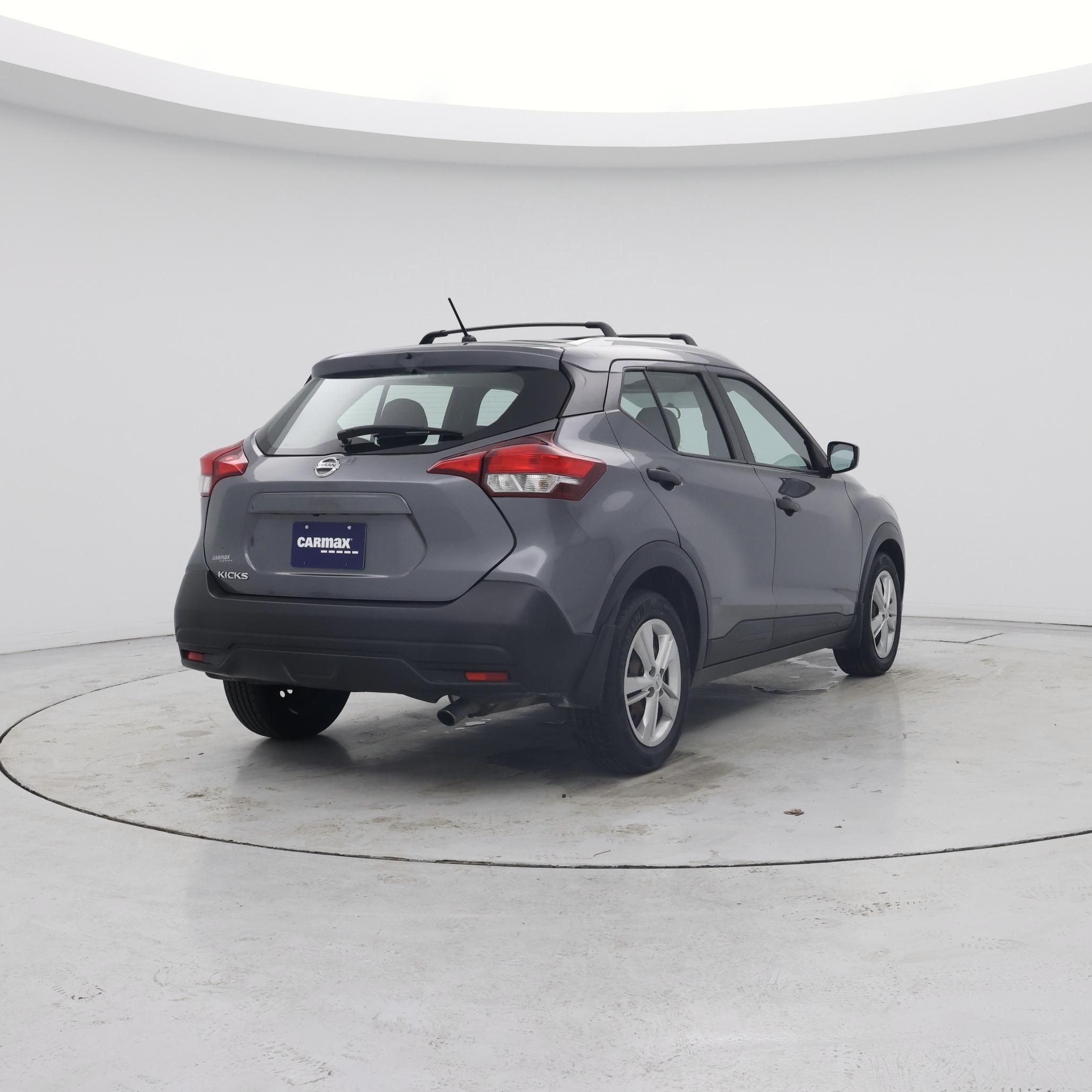 Thumbnail: 2019 Nissan Kicks - 8