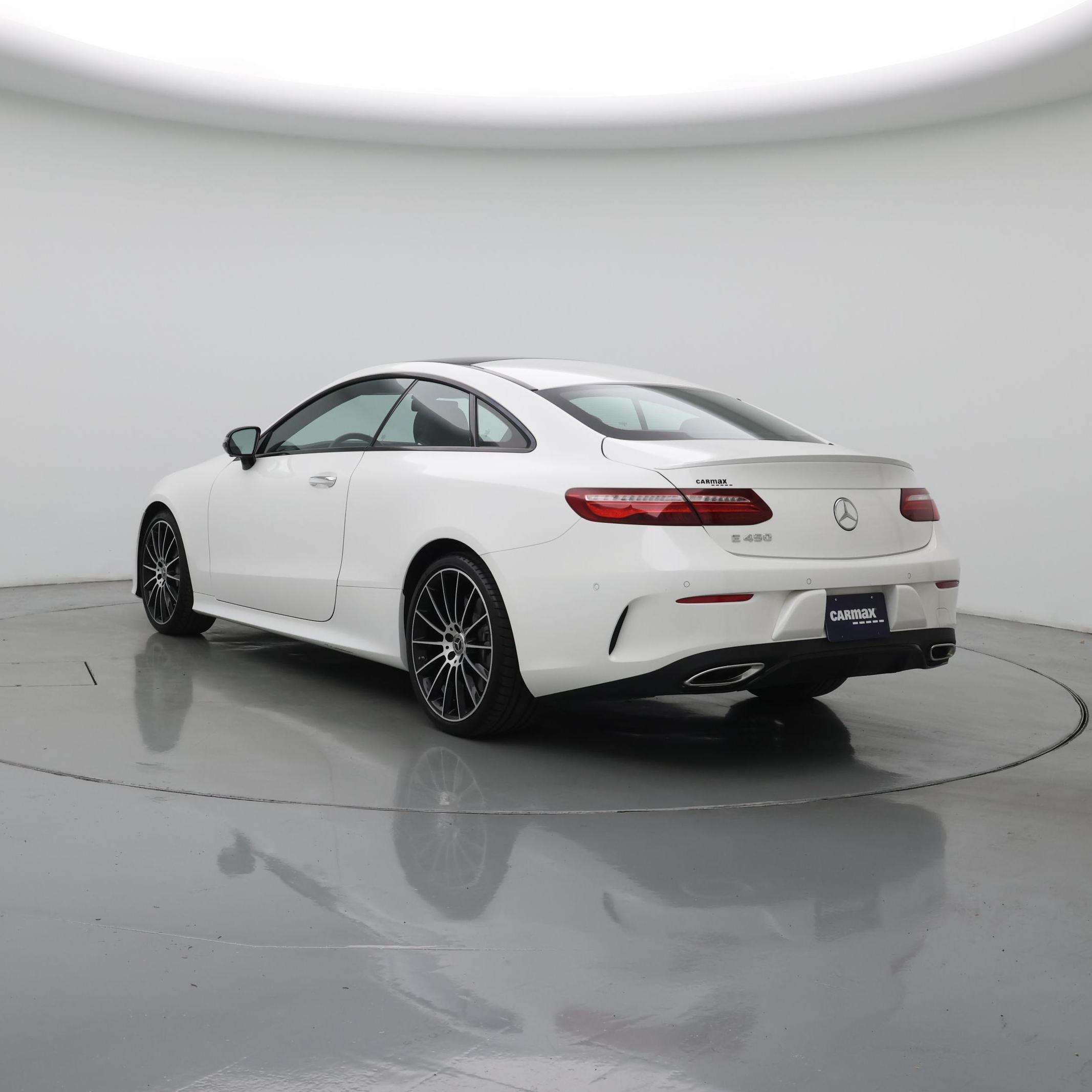 Thumbnail: 2020 Mercedes-Benz E-Class - 2