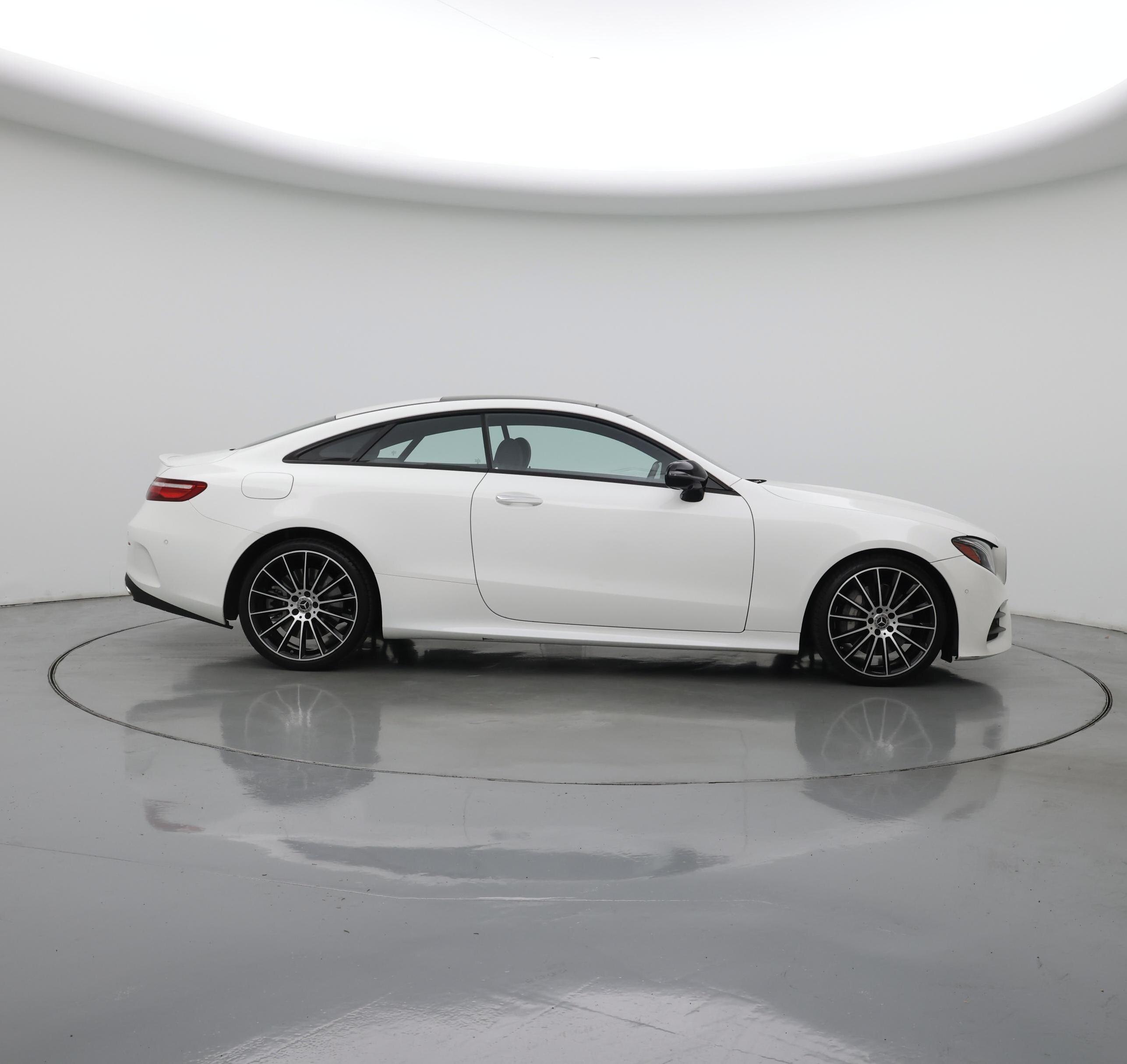 Thumbnail: 2020 Mercedes-Benz E-Class - 7
