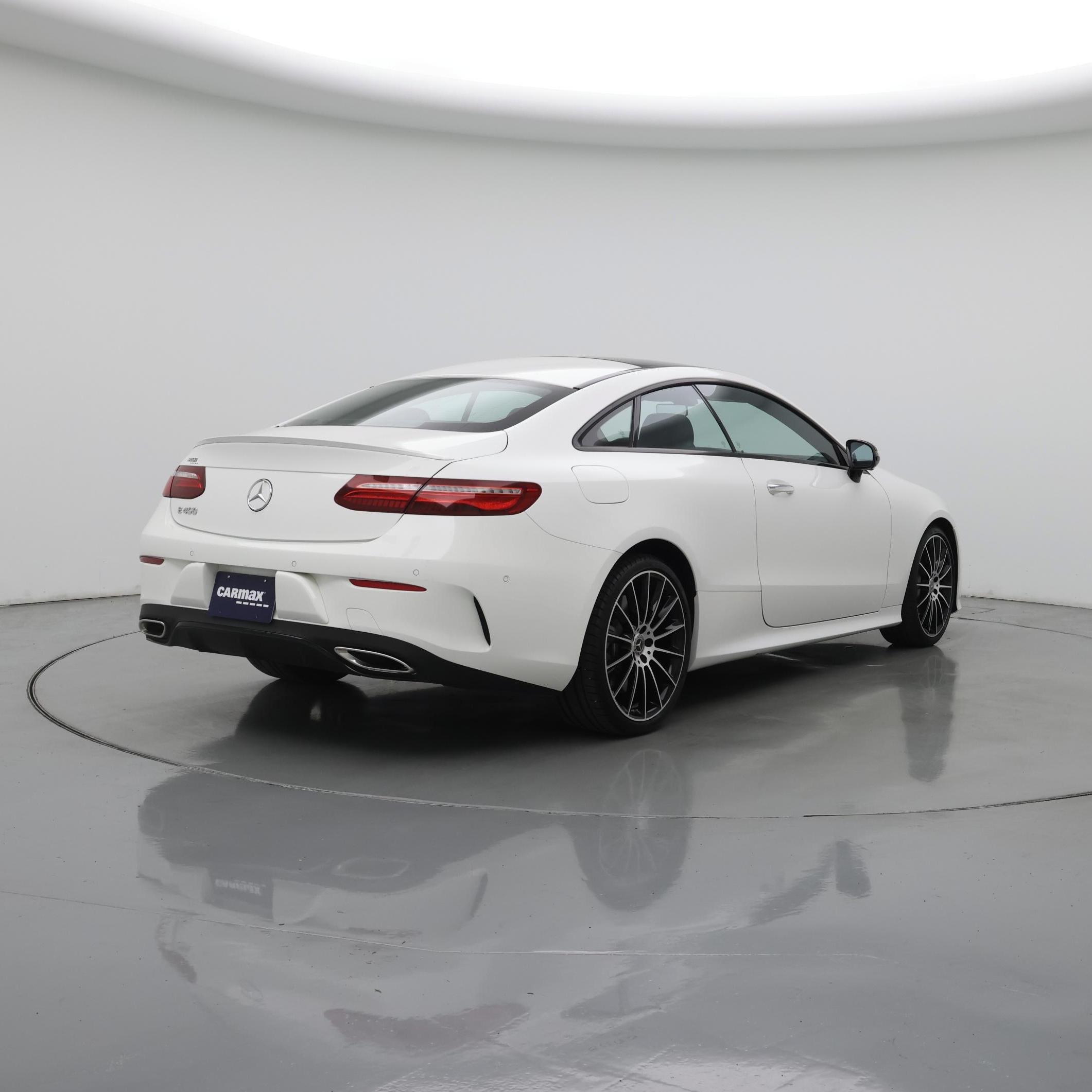 Thumbnail: 2020 Mercedes-Benz E-Class - 8