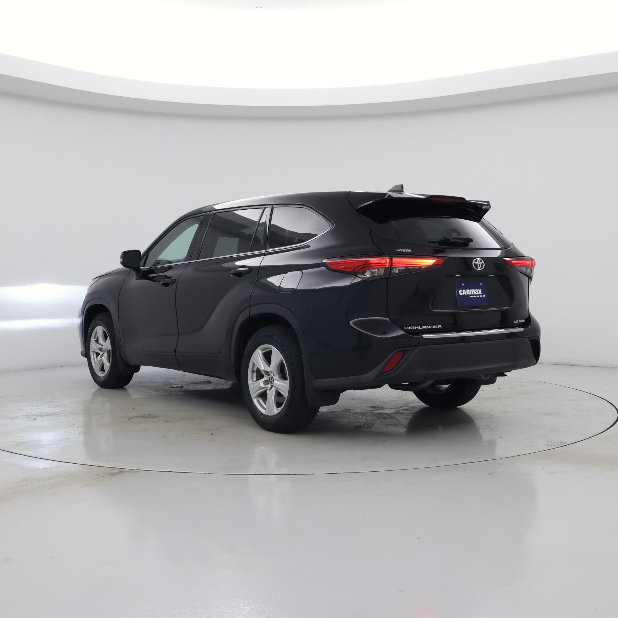 Thumbnail: 2022 Toyota Highlander - 2