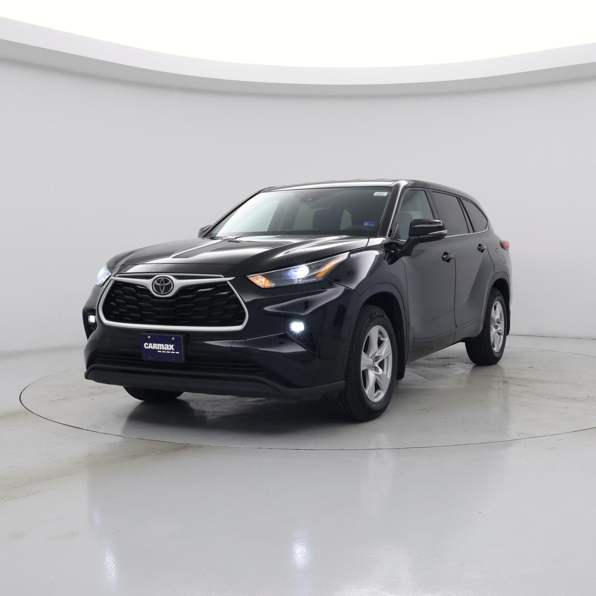 Thumbnail: 2022 Toyota Highlander - 4