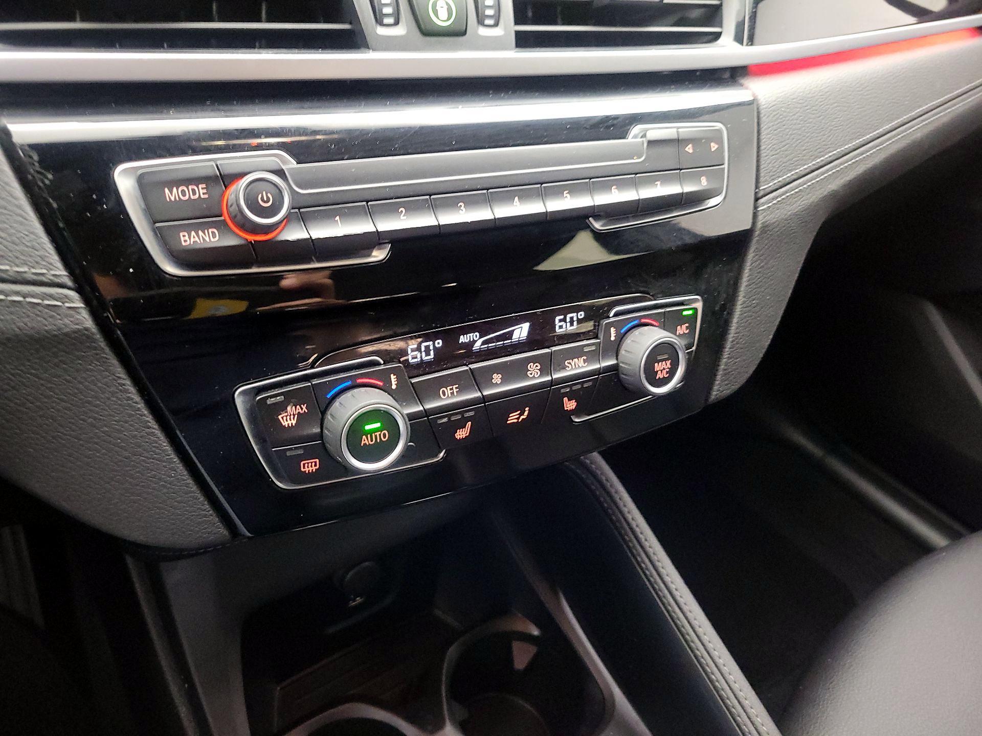 Thumbnail: 2020 BMW X1 - 17