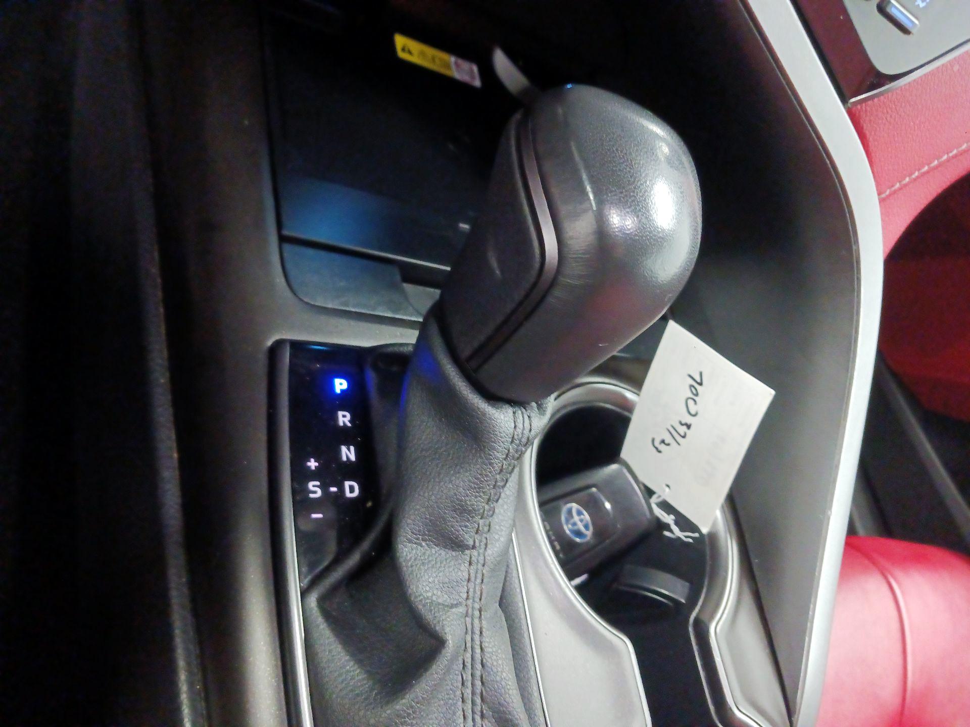 Thumbnail: 2023 Toyota Camry - 16