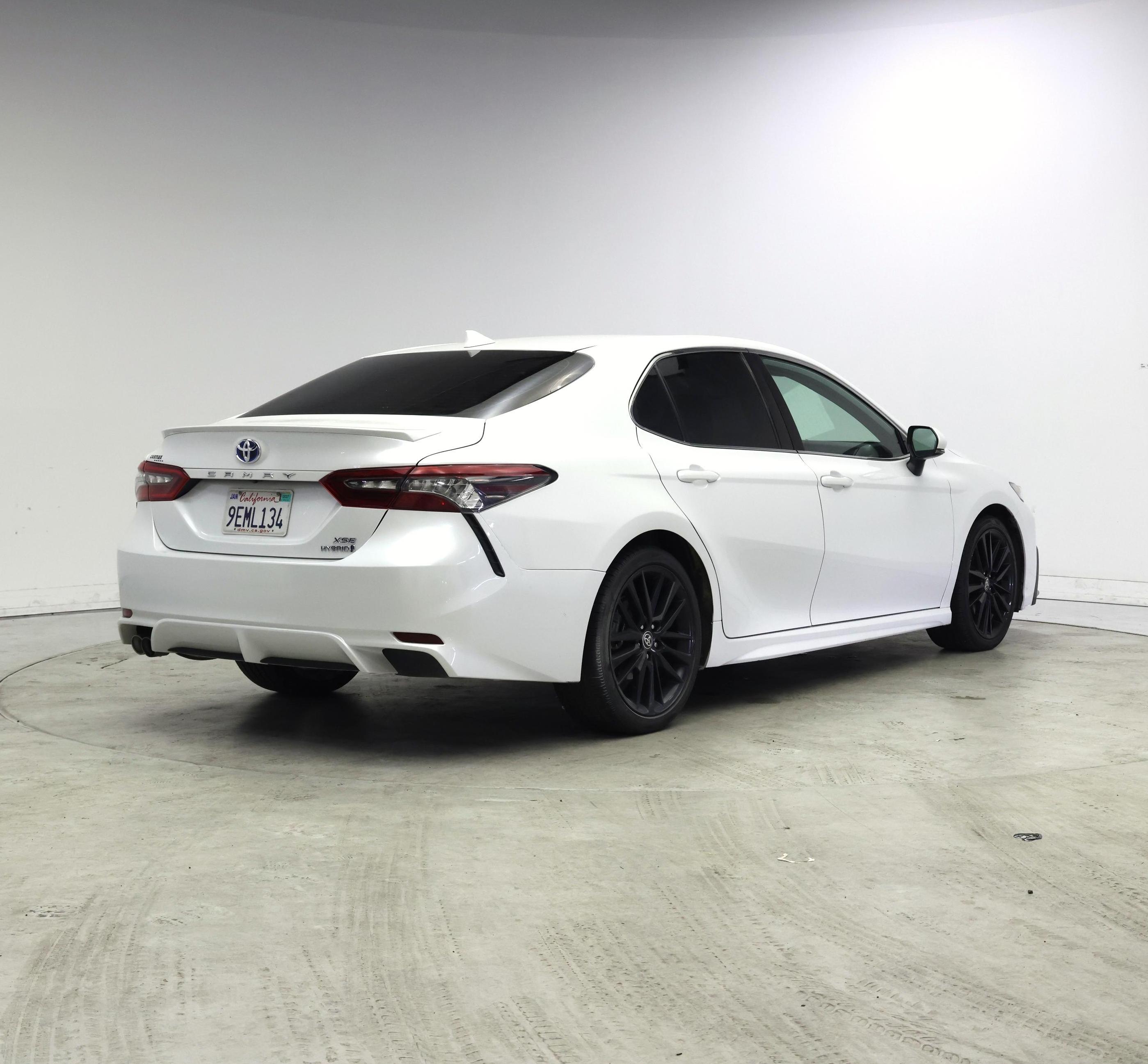 Thumbnail: 2023 Toyota Camry - 8